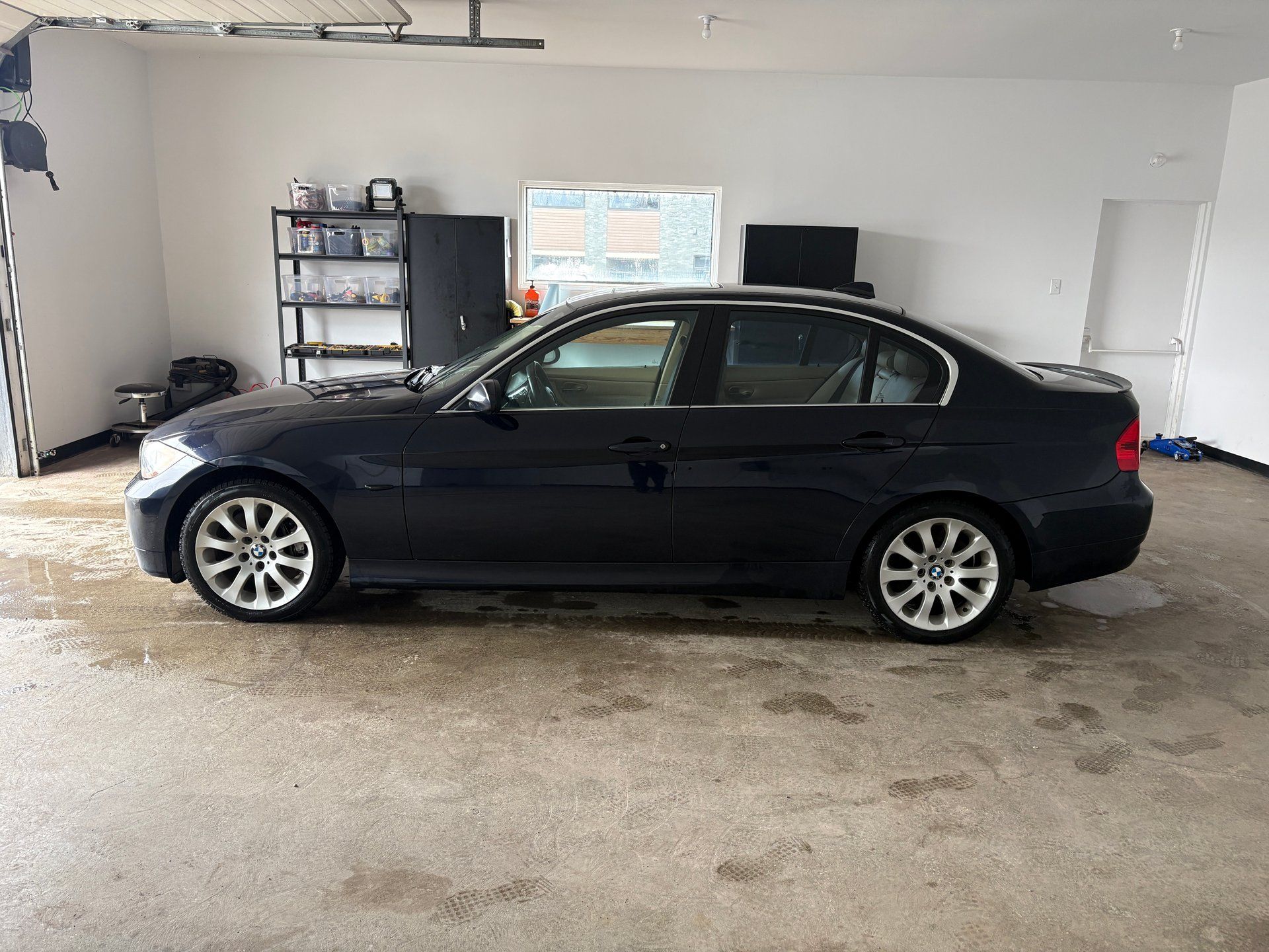 BMW 335xi 2008 - Image 3
