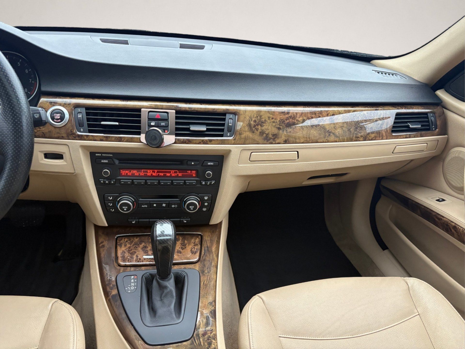 BMW 335xi 2008 - Image 8