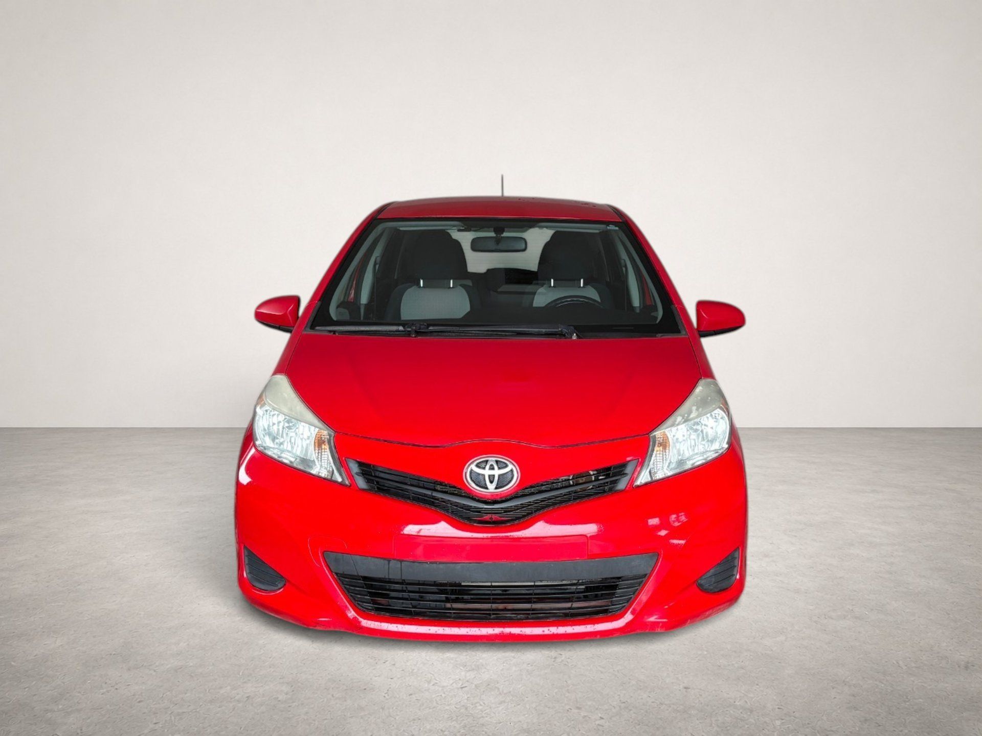 Toyota Yaris 2013 - Image 1
