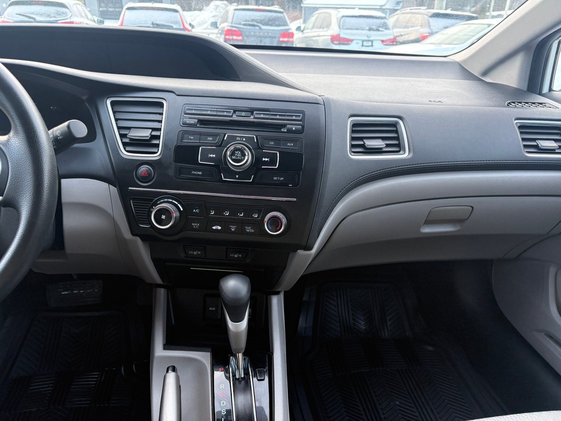Honda Civic 2014 - Image 8