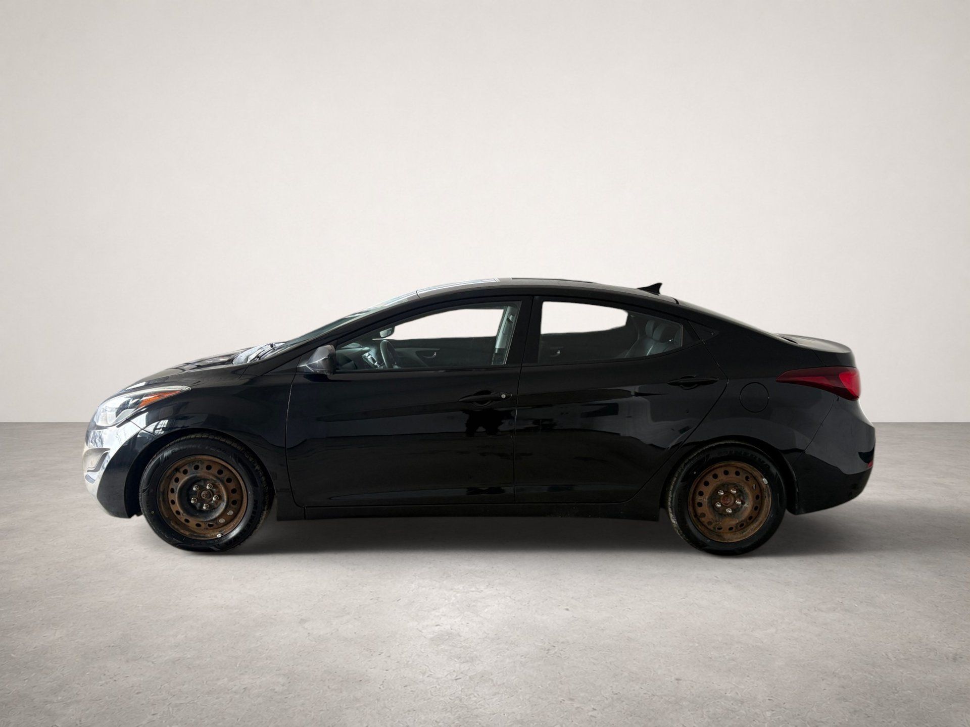 Hyundai Elantra 2015 - Image 3