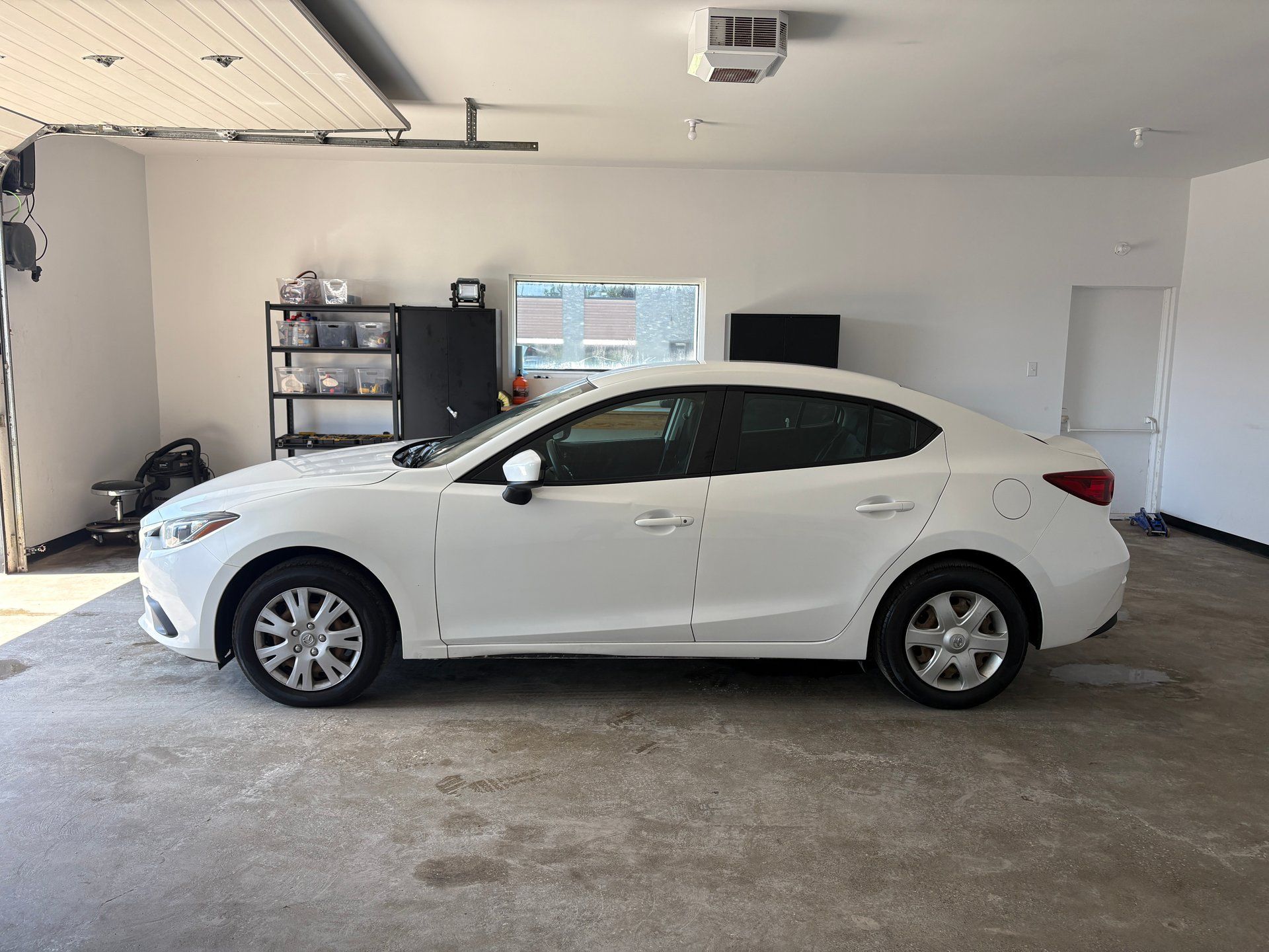 Mazda Mazda3 2015 - Image 3
