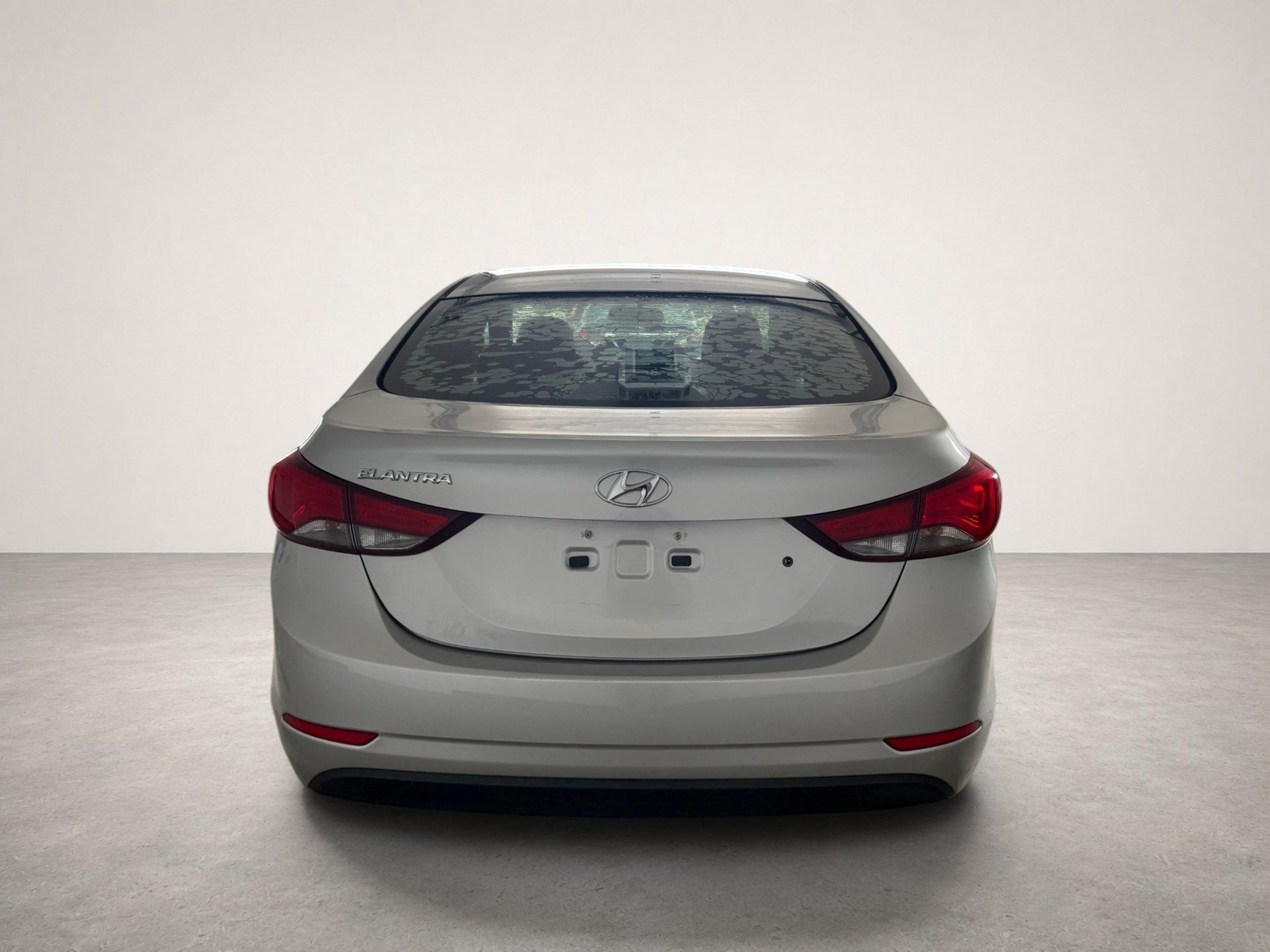 Hyundai Elantra 2015 - Image 5