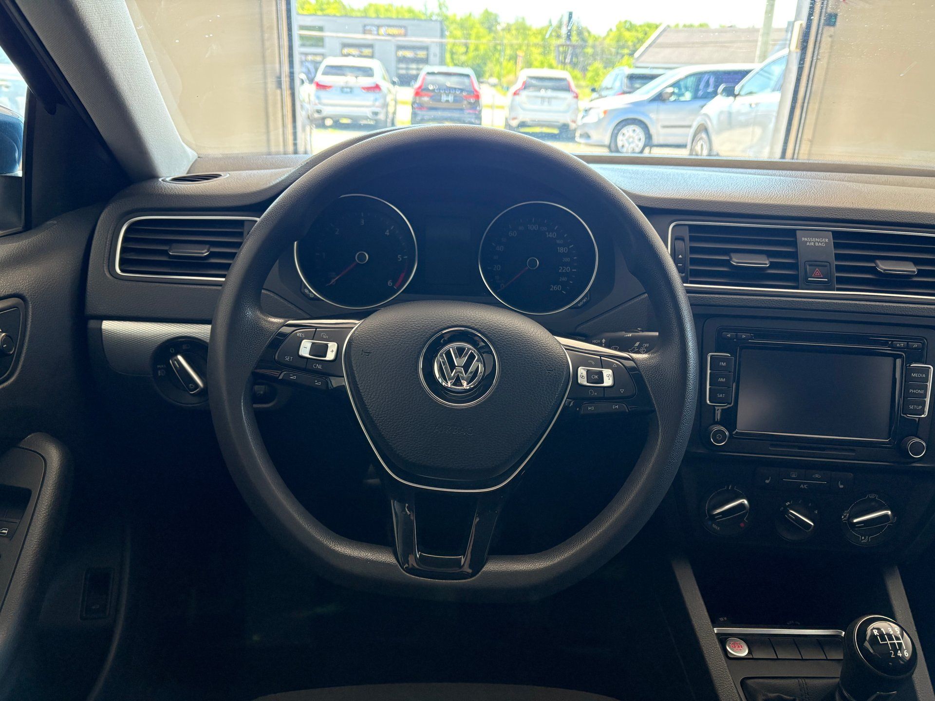 Volkswagen Jetta 2015 - Image 7