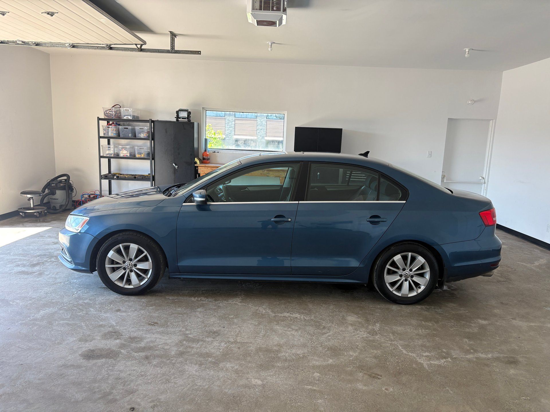 Volkswagen Jetta 2015 - Image 3