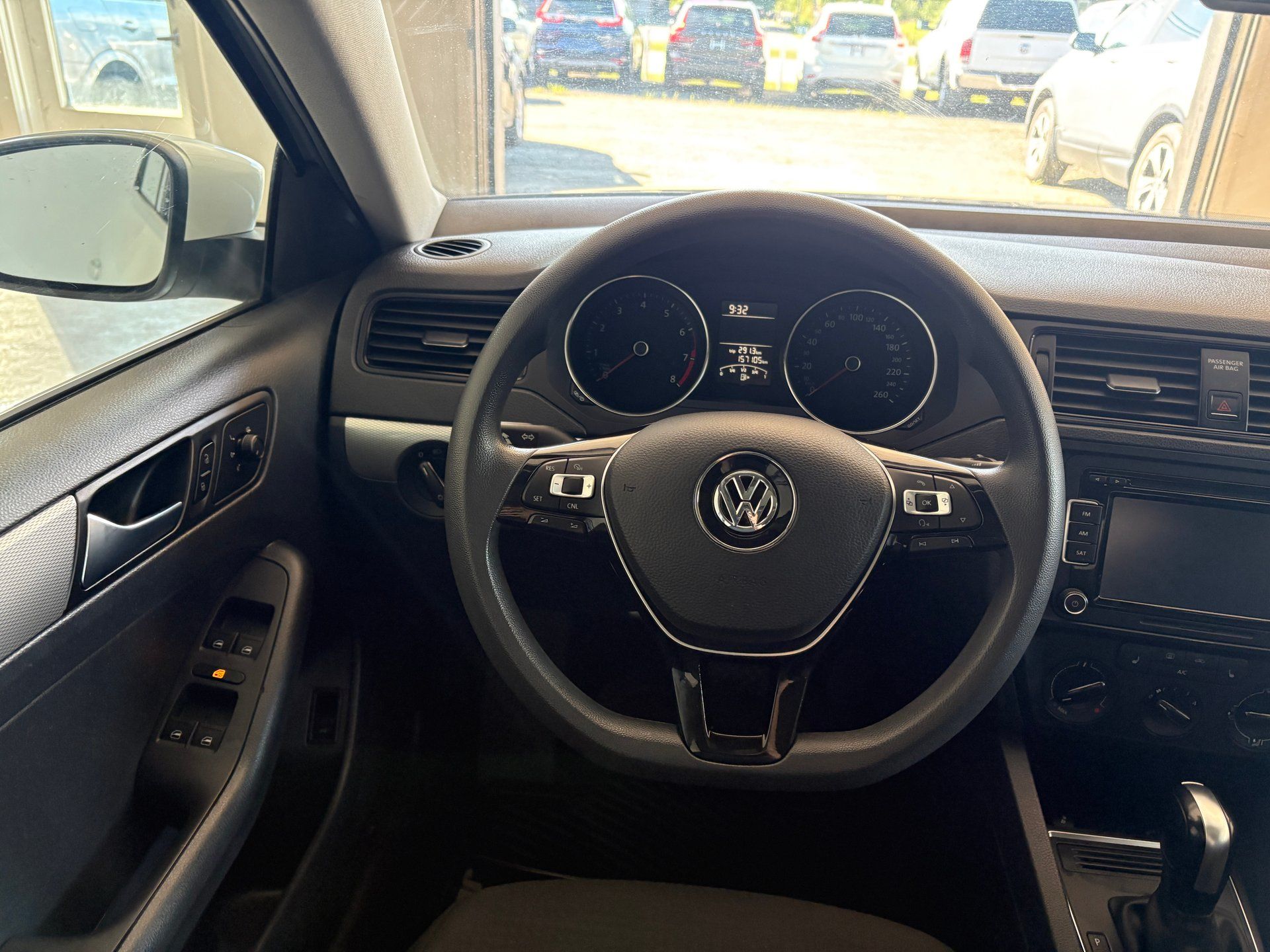 Volkswagen Jetta 2015 - Image 7