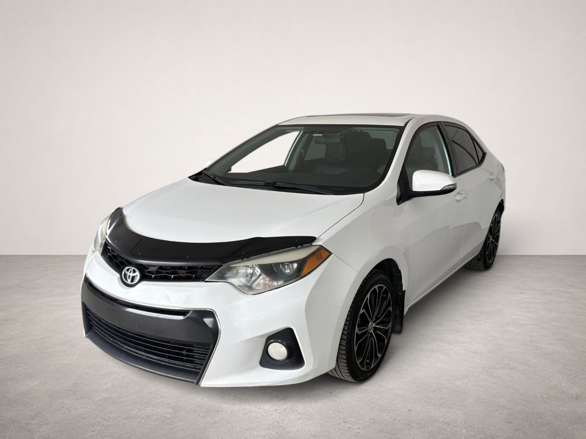 Toyota Corolla 2015 - Image 2