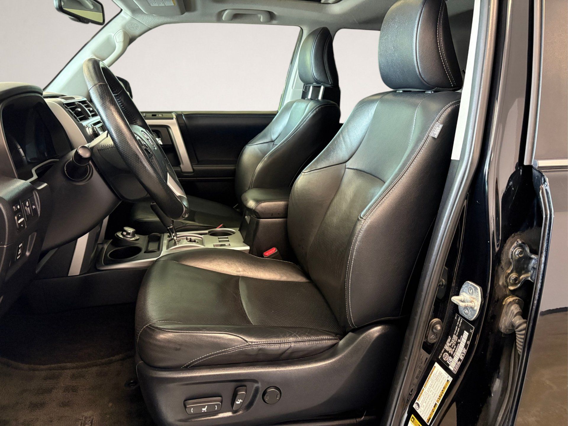 Toyota 4Runner 2017 - Image 6