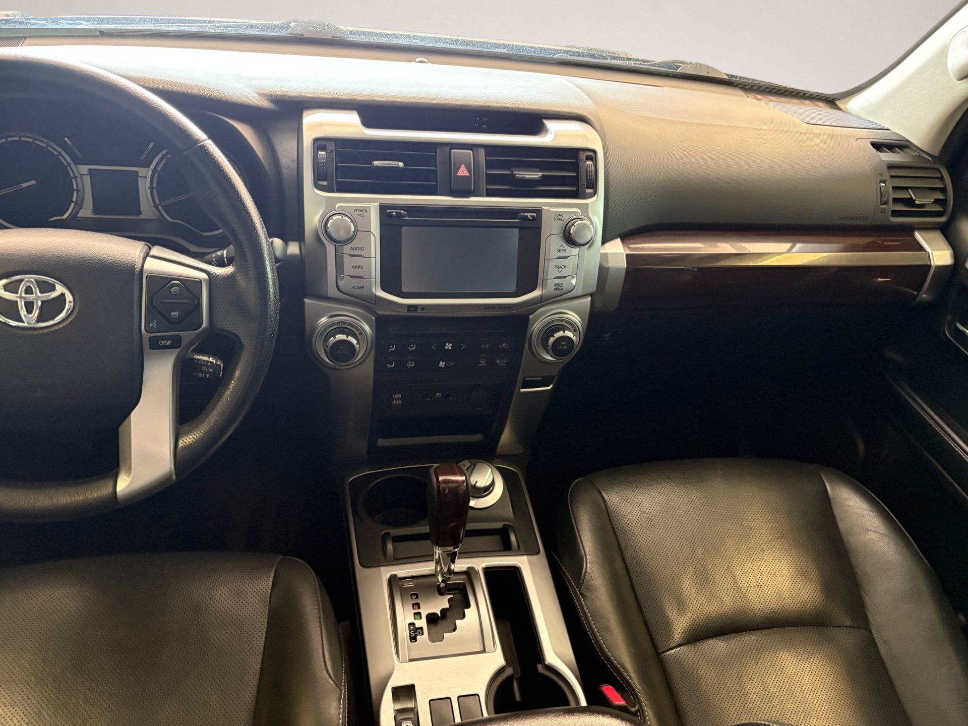 Toyota 4Runner 2017 - Image 8