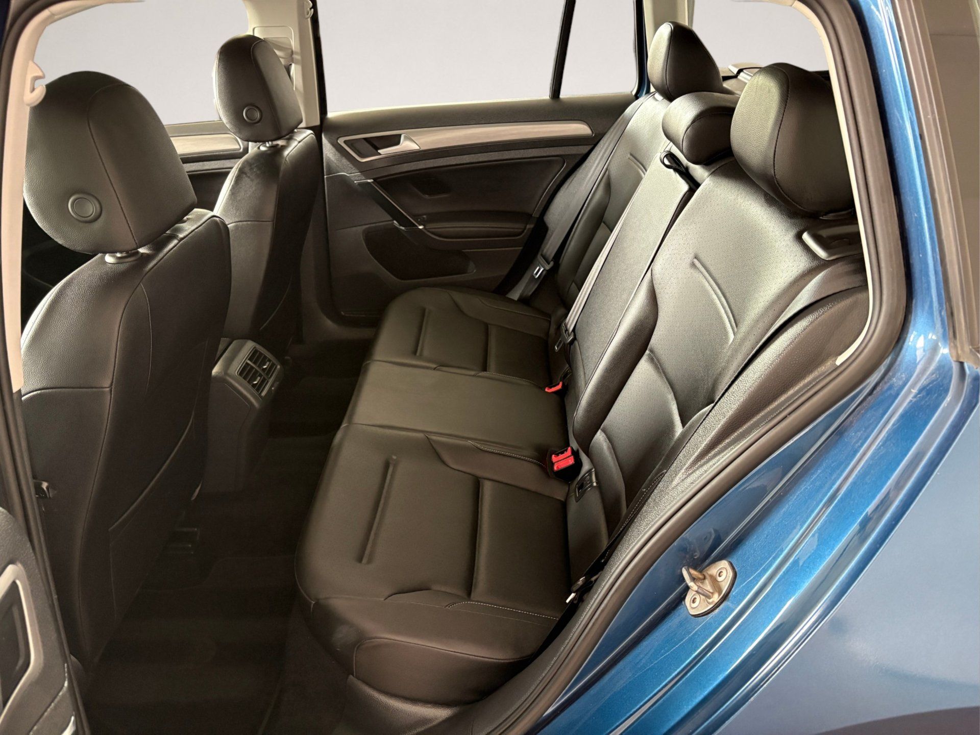 Volkswagen Golf SportWagen 2017 - Image 9