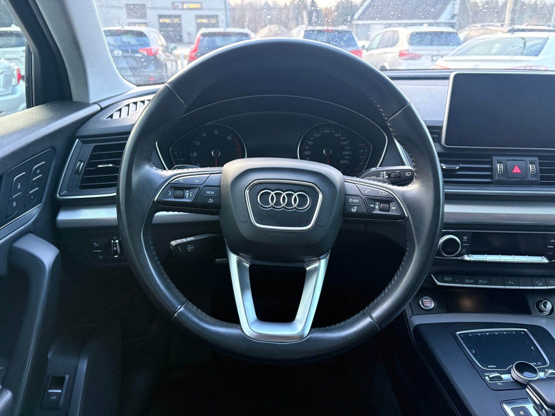 Audi Q5 2018 - Image 7