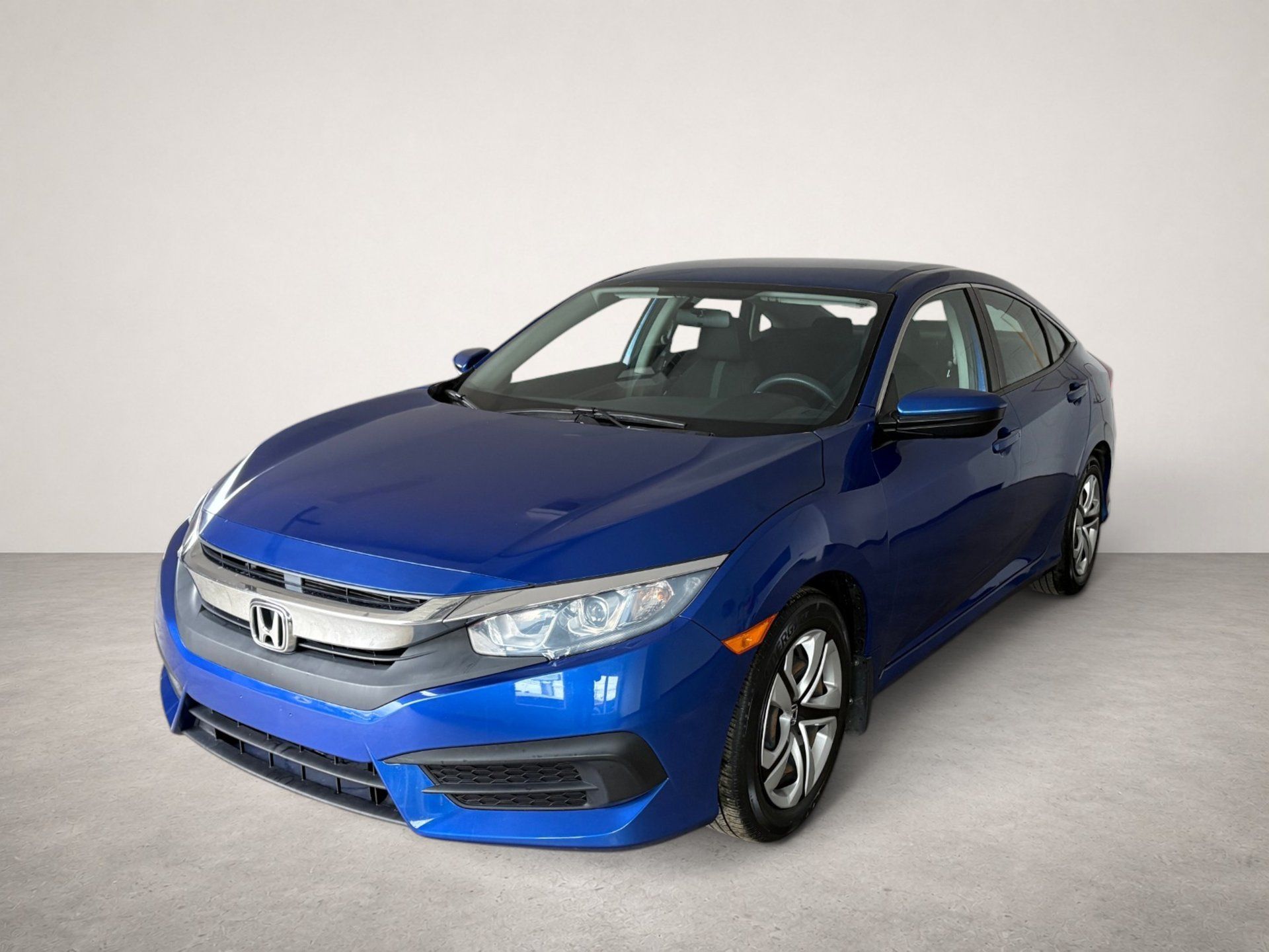 Honda Civic 2018 - Image 2