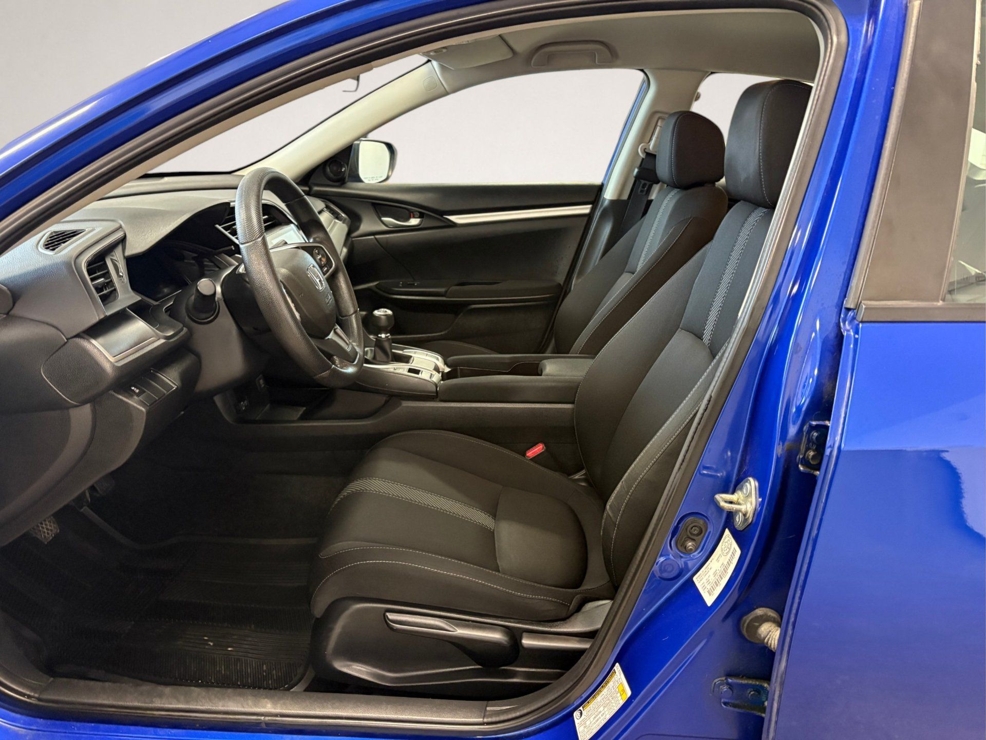 Honda Civic 2018 - Image 6