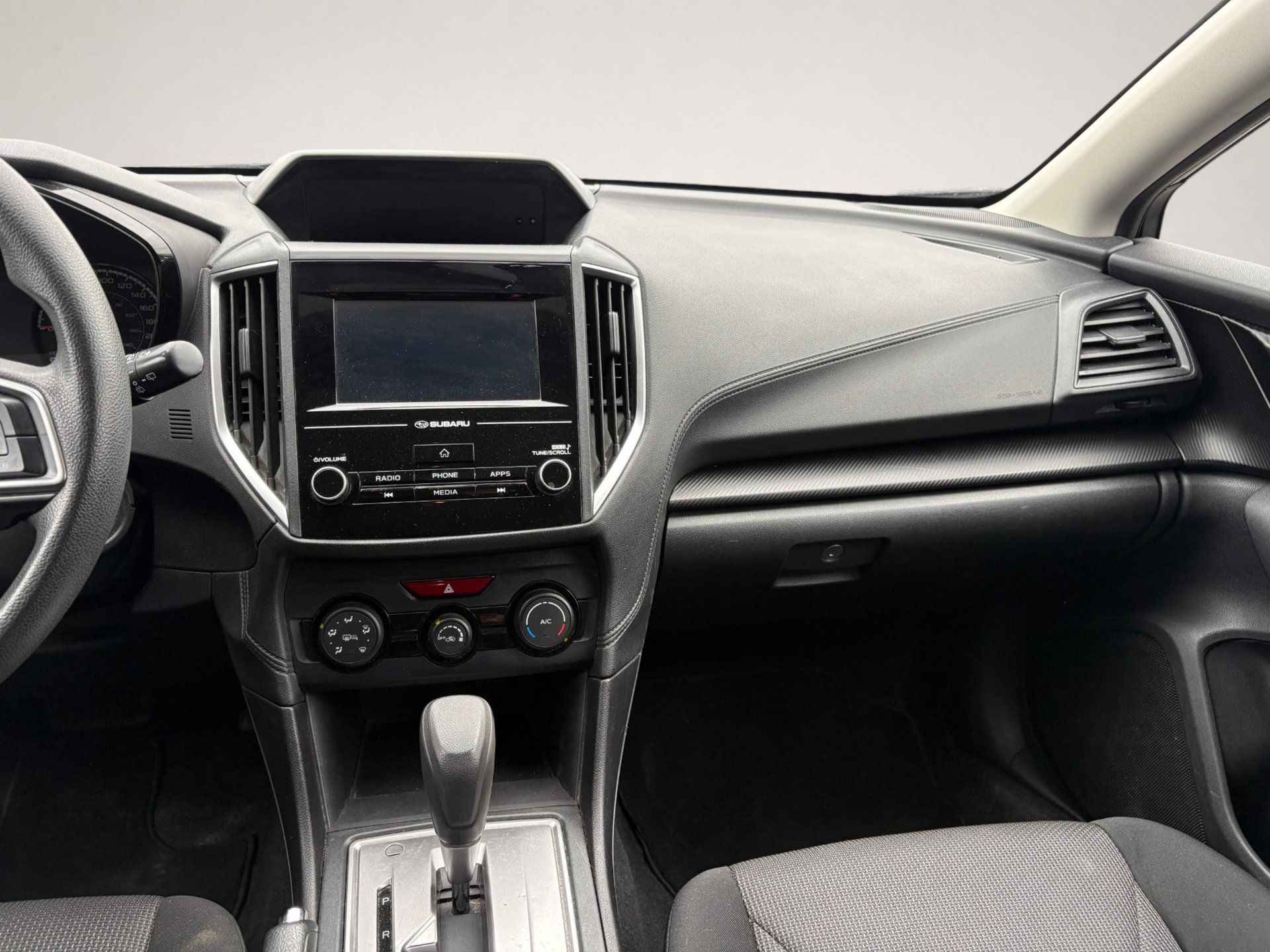 Subaru Impreza 2019 - Image 8