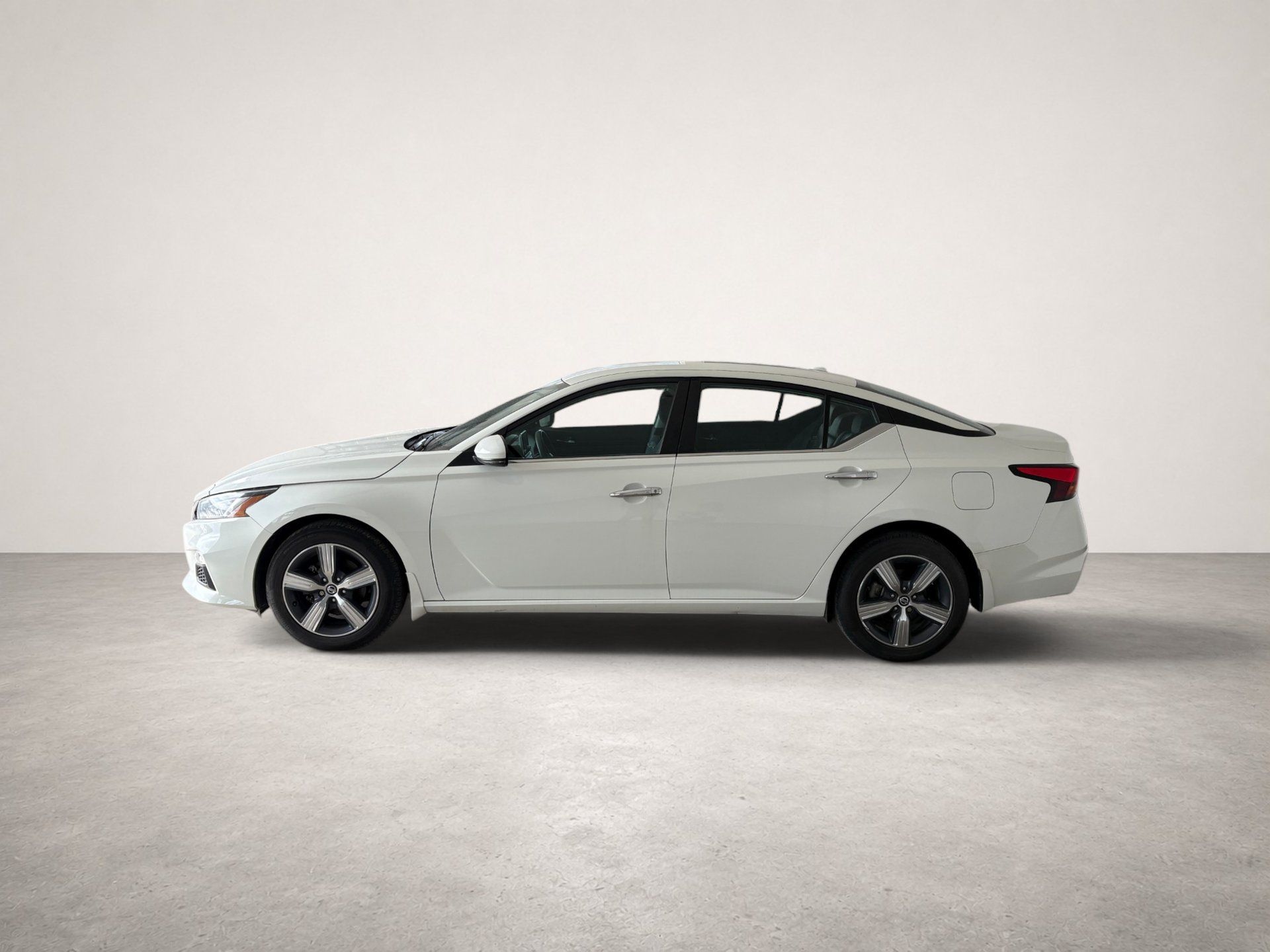 Nissan Altima 2021 - Image 3