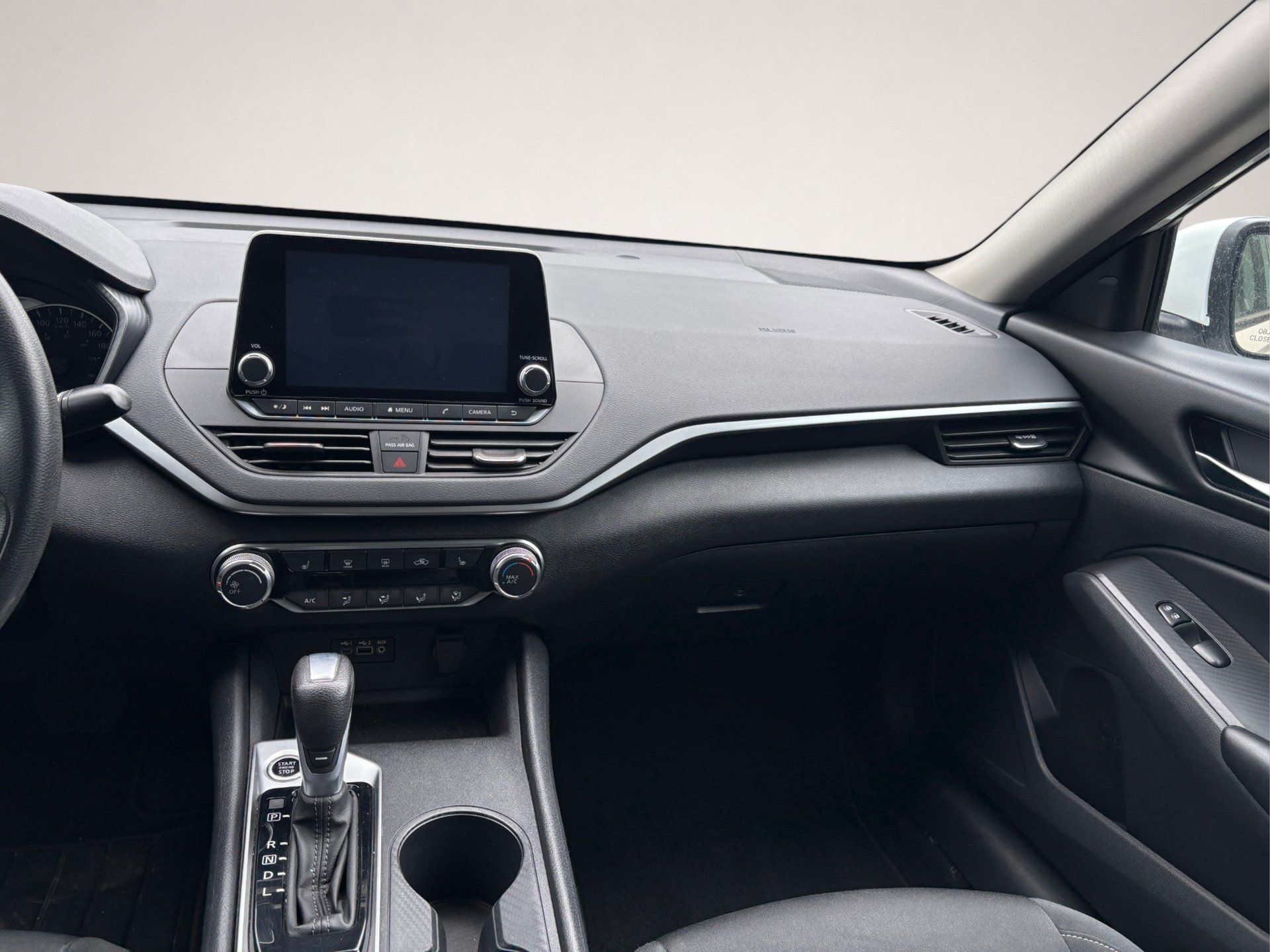 Nissan Altima 2021 - Image 8
