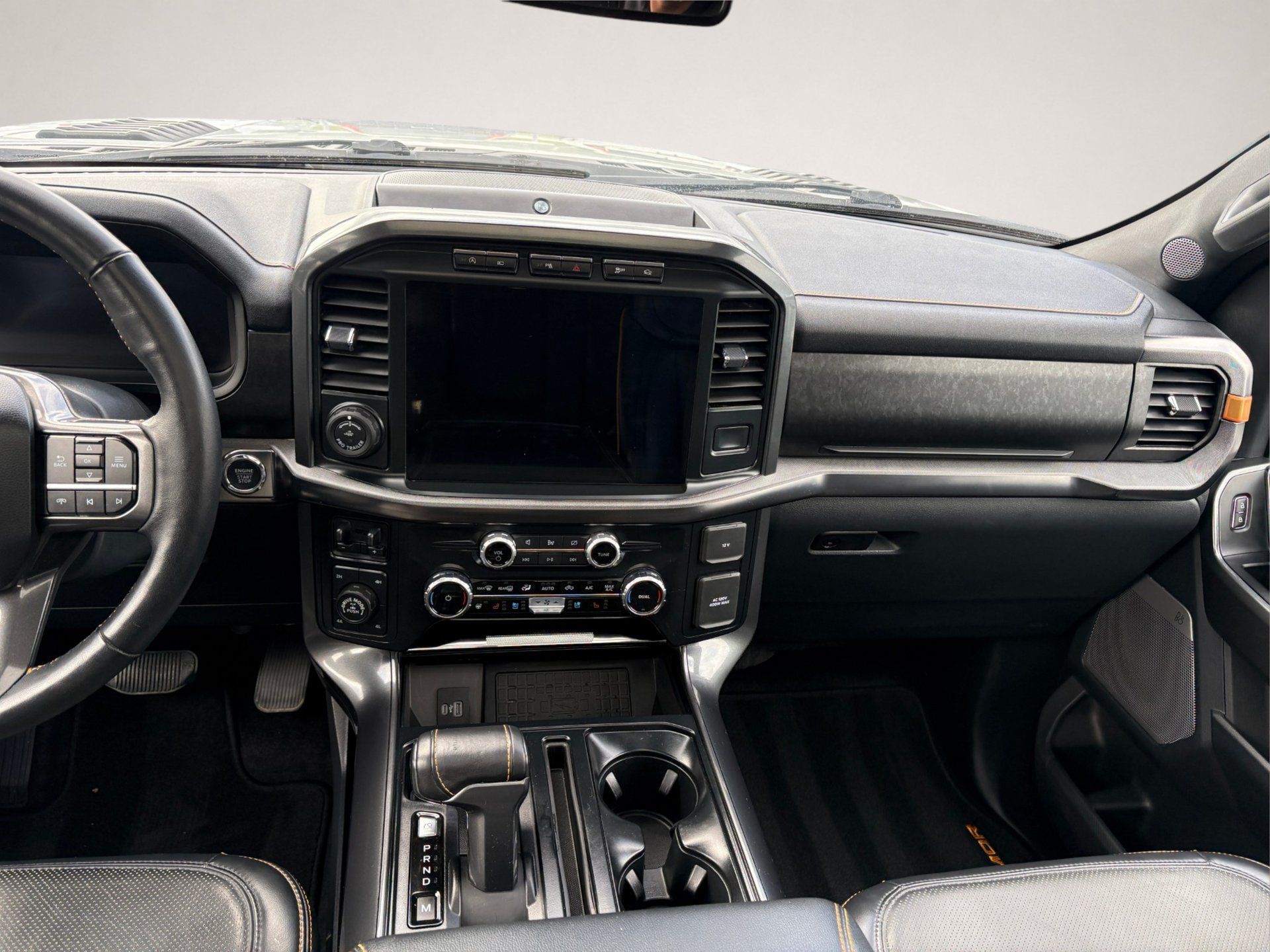 Ford F-150 2023 - Image 8