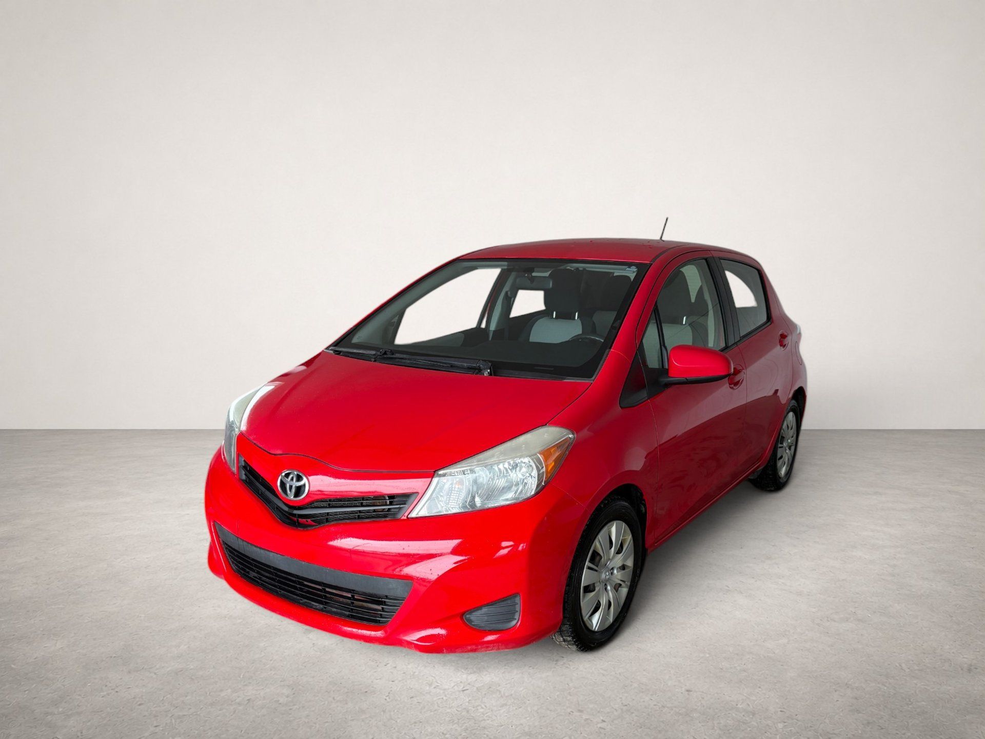 Toyota Yaris 2013 - Thumbnail 2