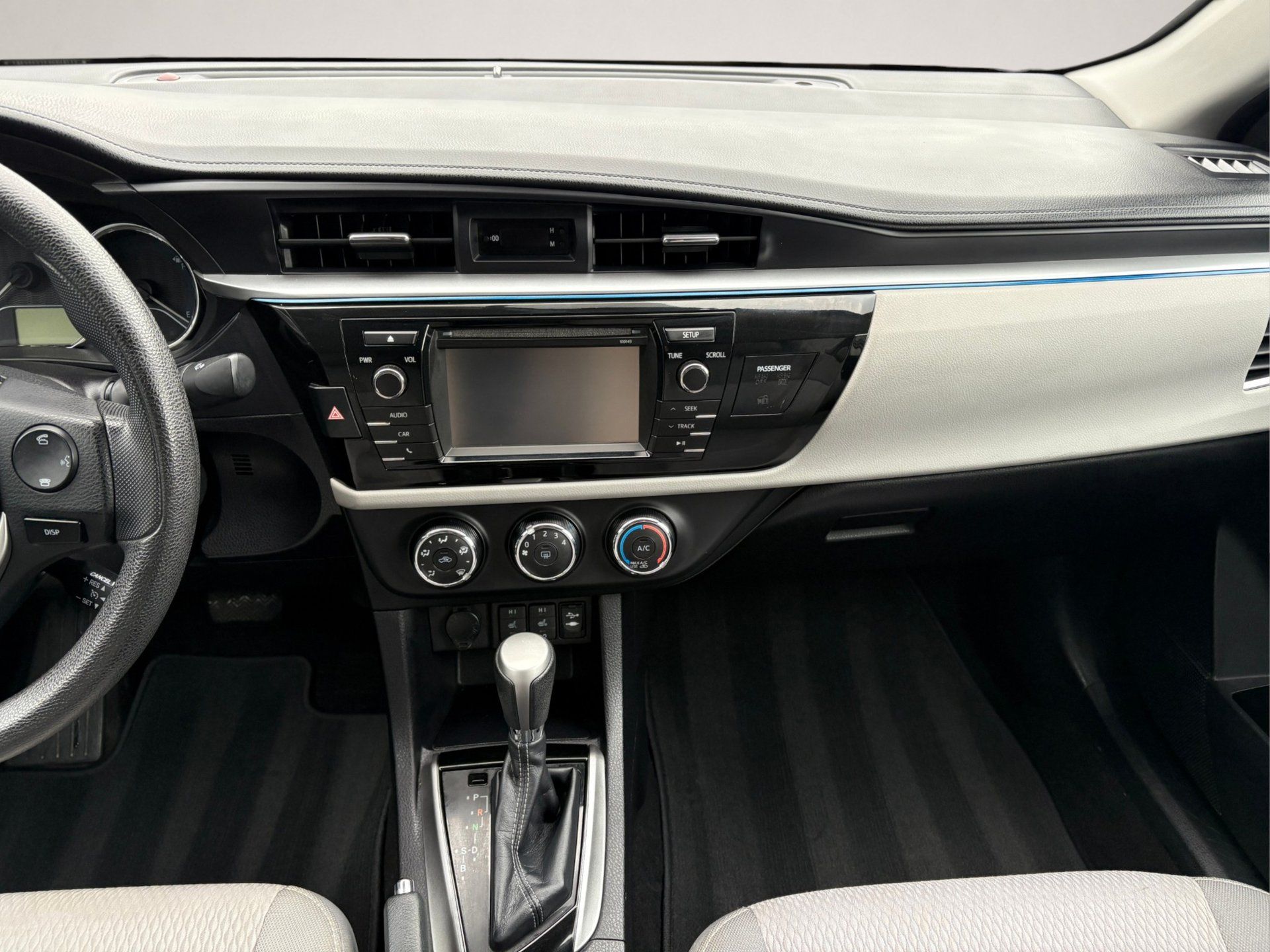 Toyota Corolla 2015 - Thumbnail 8