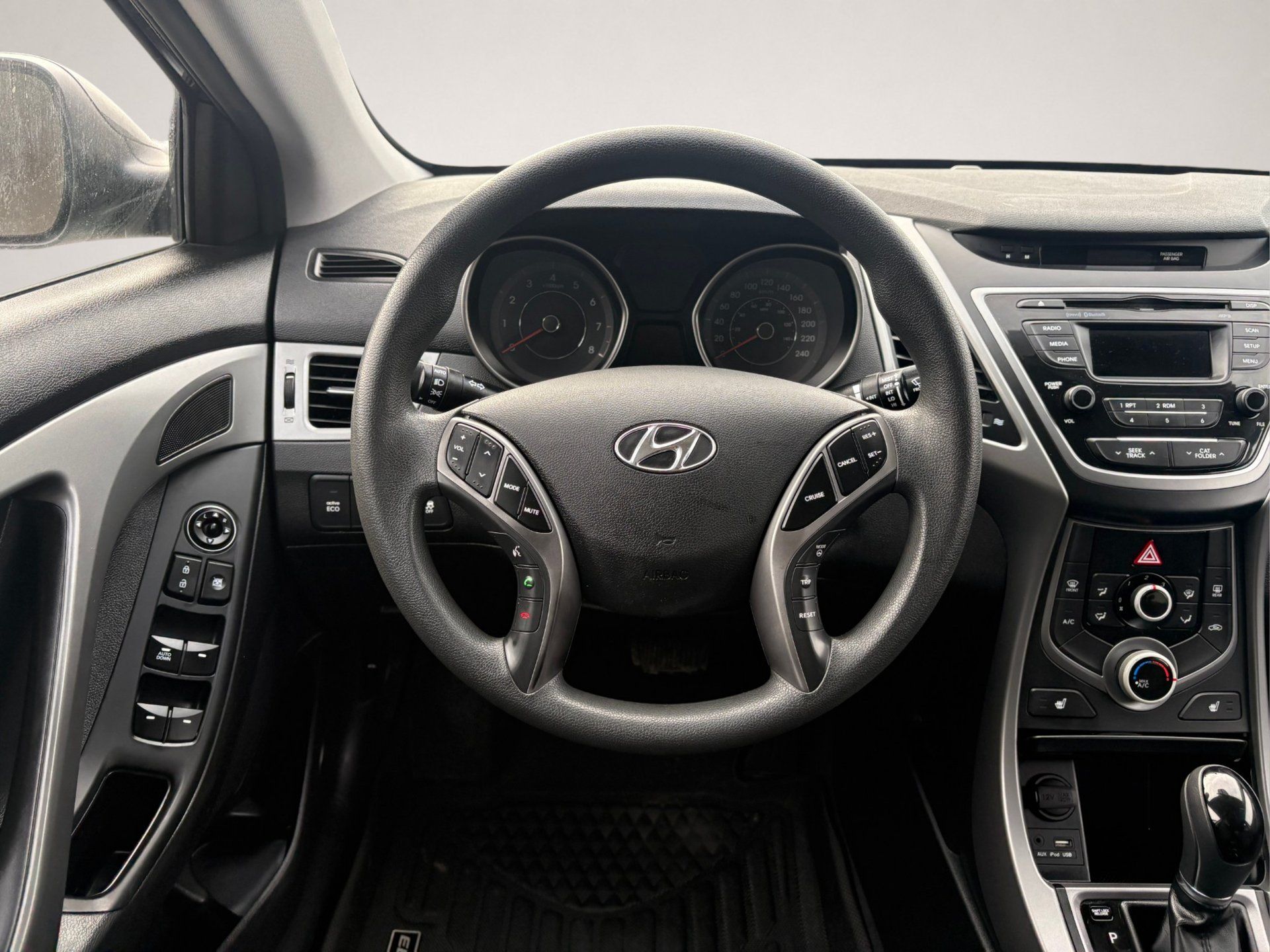 Hyundai Elantra 2015 - Thumbnail 7
