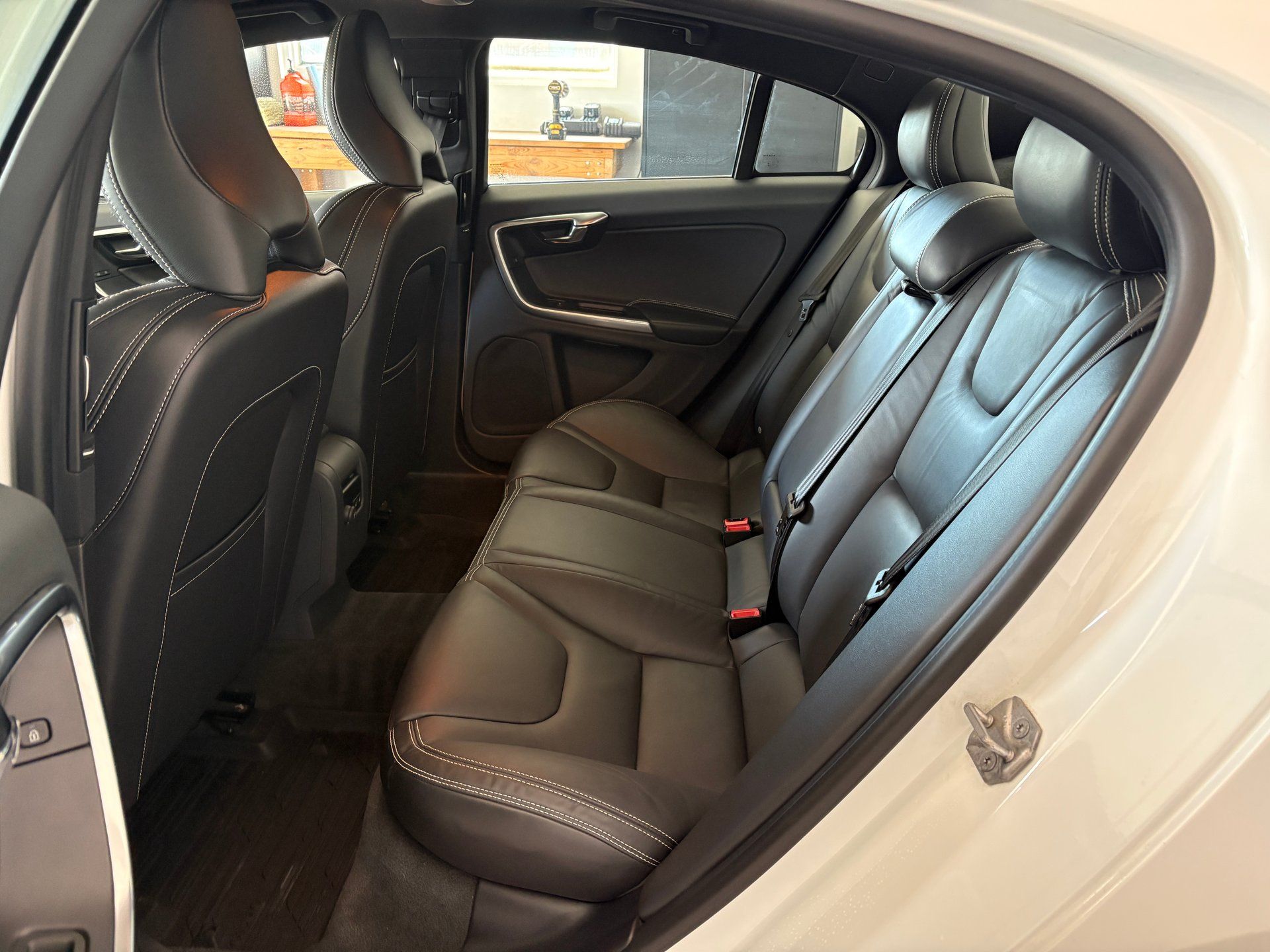 Volvo S60 2015 - Thumbnail 9