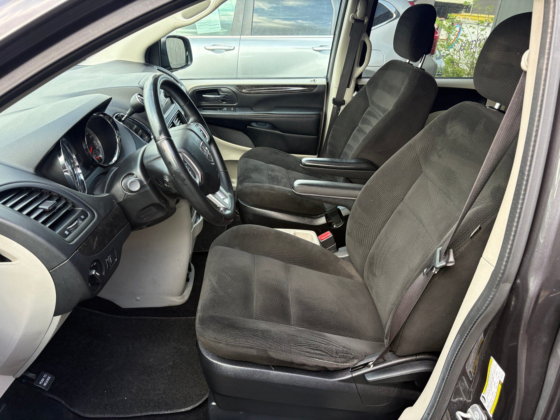 Dodge Grand Caravan 2015 - Thumbnail 6
