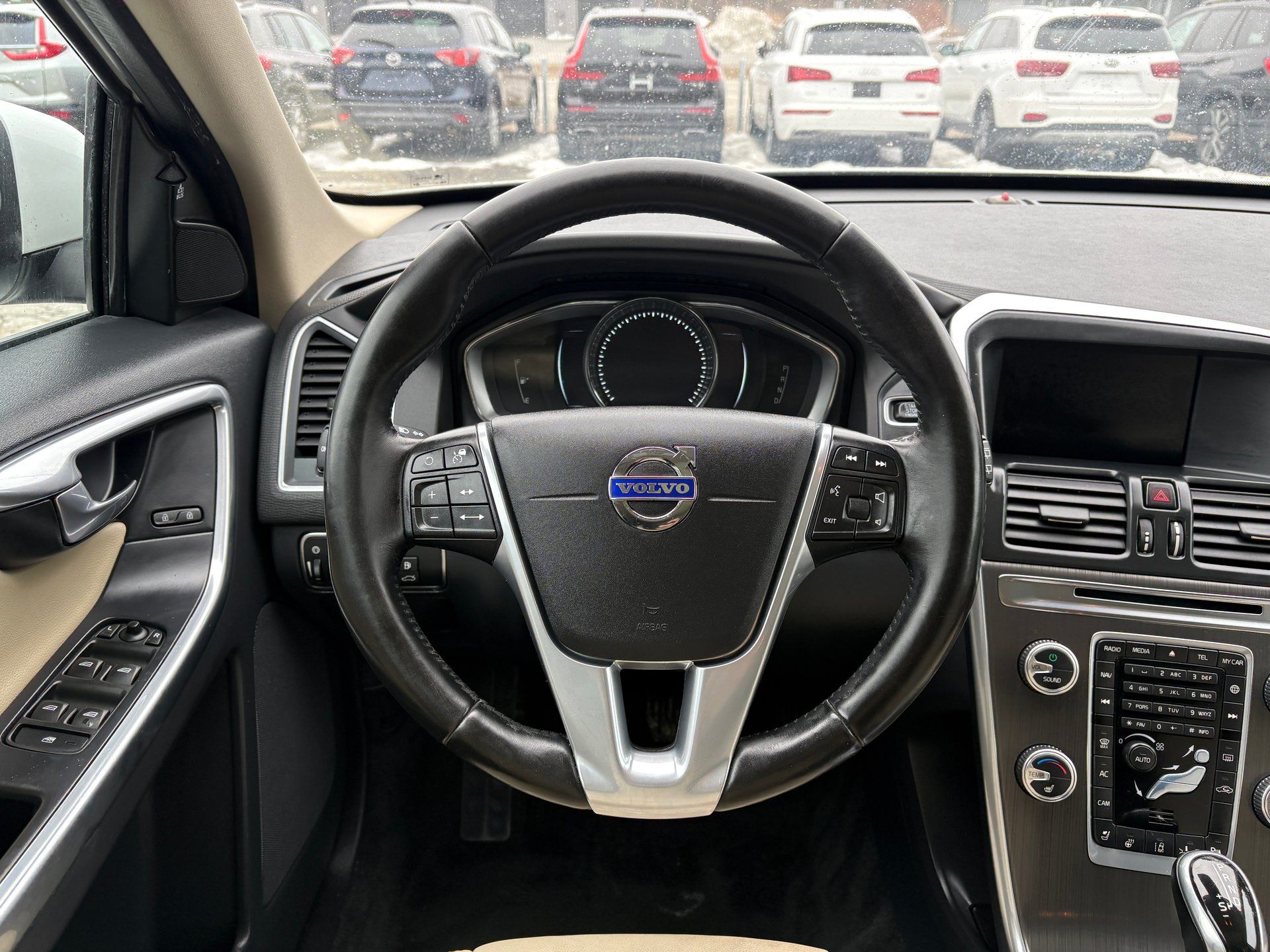 Volvo XC60 2016 - Thumbnail 7