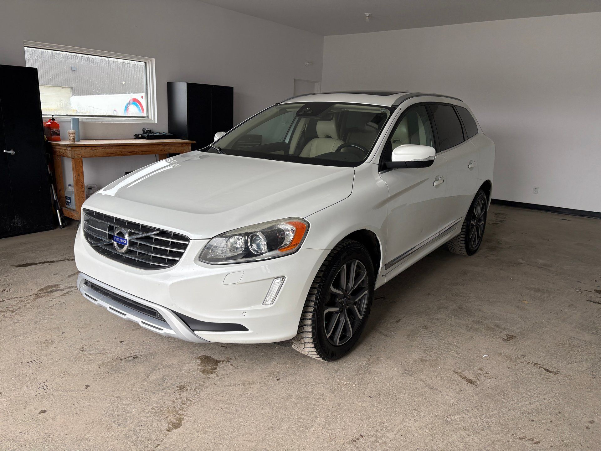 Volvo XC60 2016 - Thumbnail 2