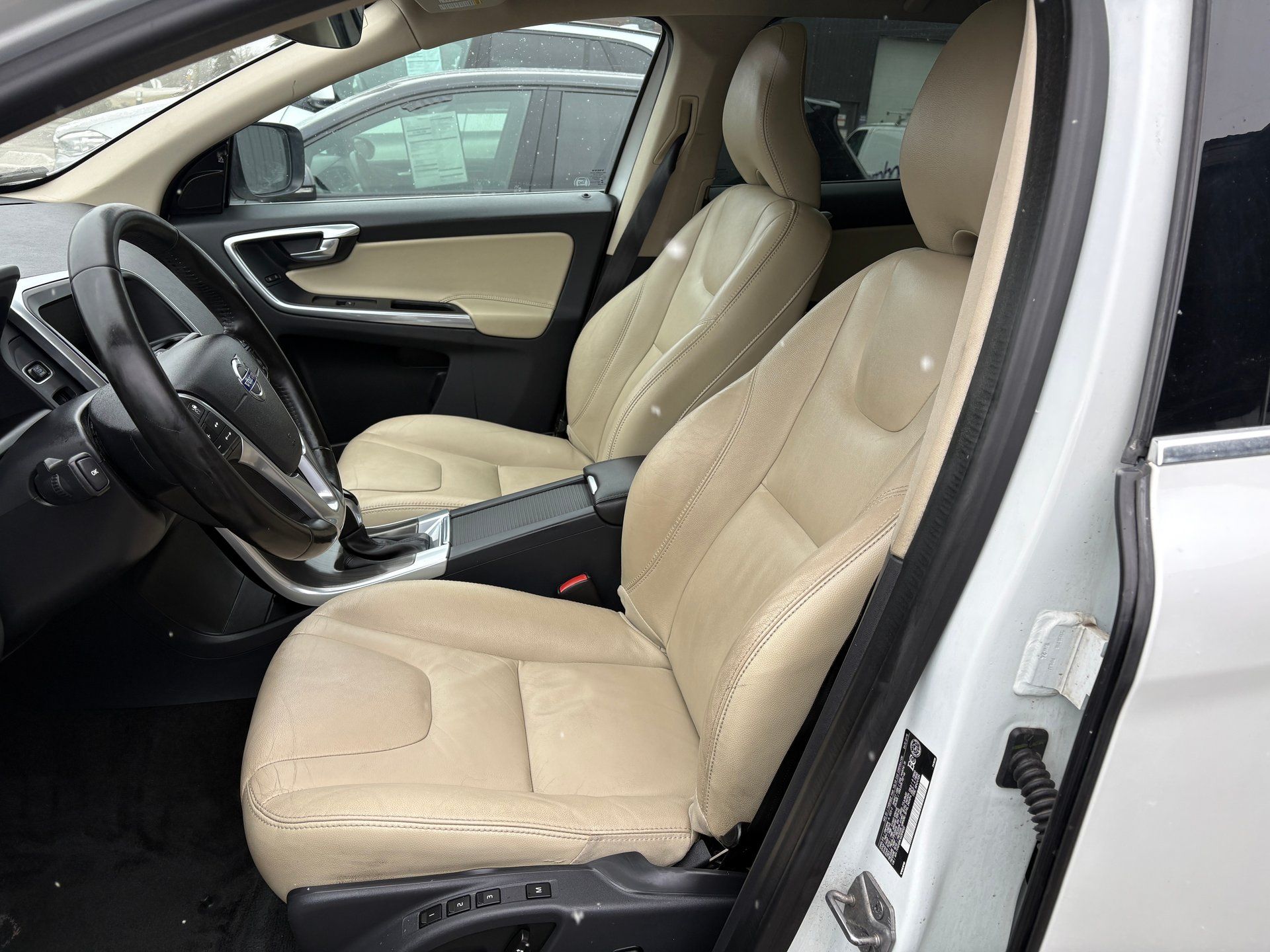 Volvo XC60 2016 - Thumbnail 6