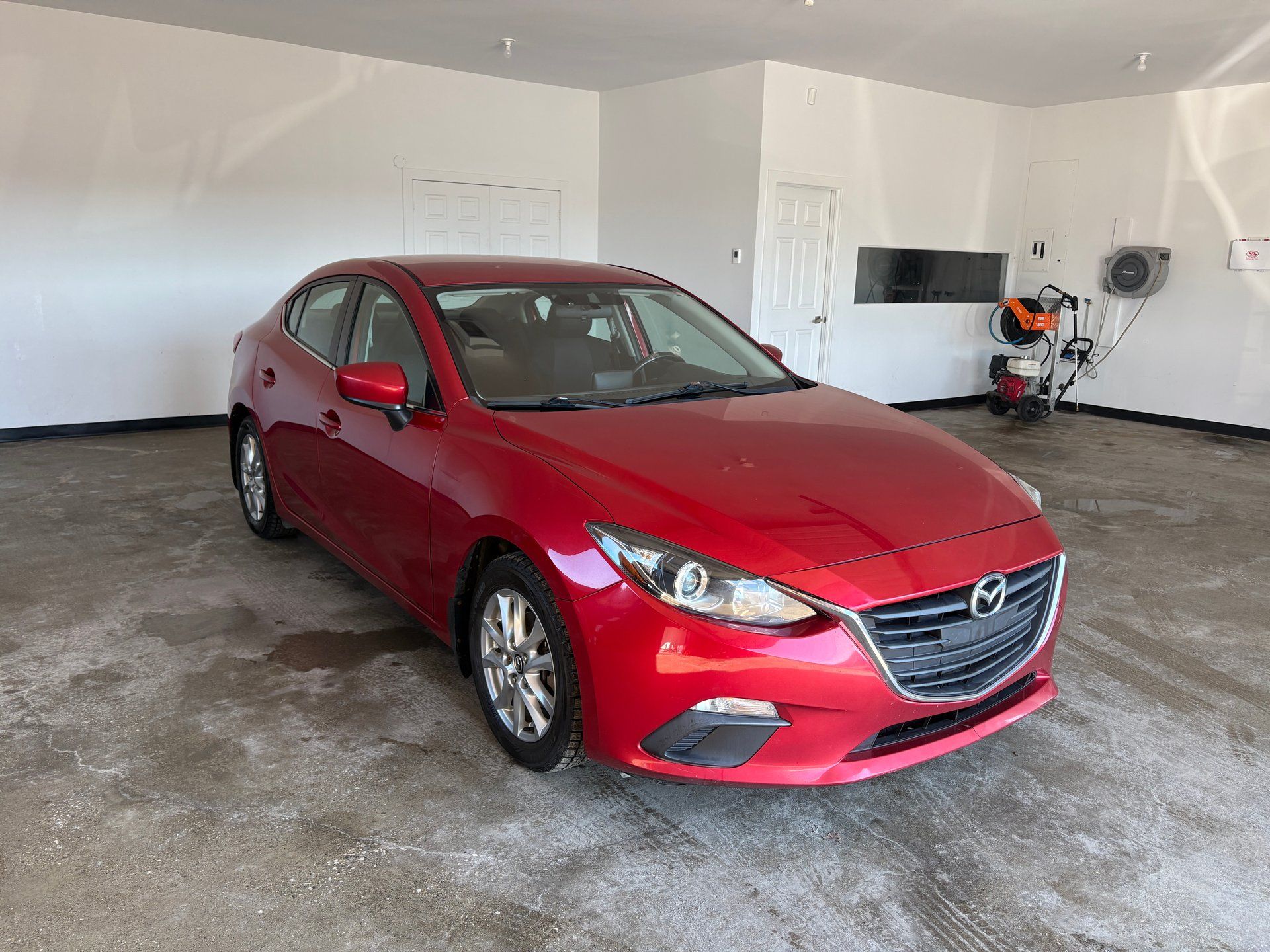 Mazda Mazda3 2016 - Thumbnail 4