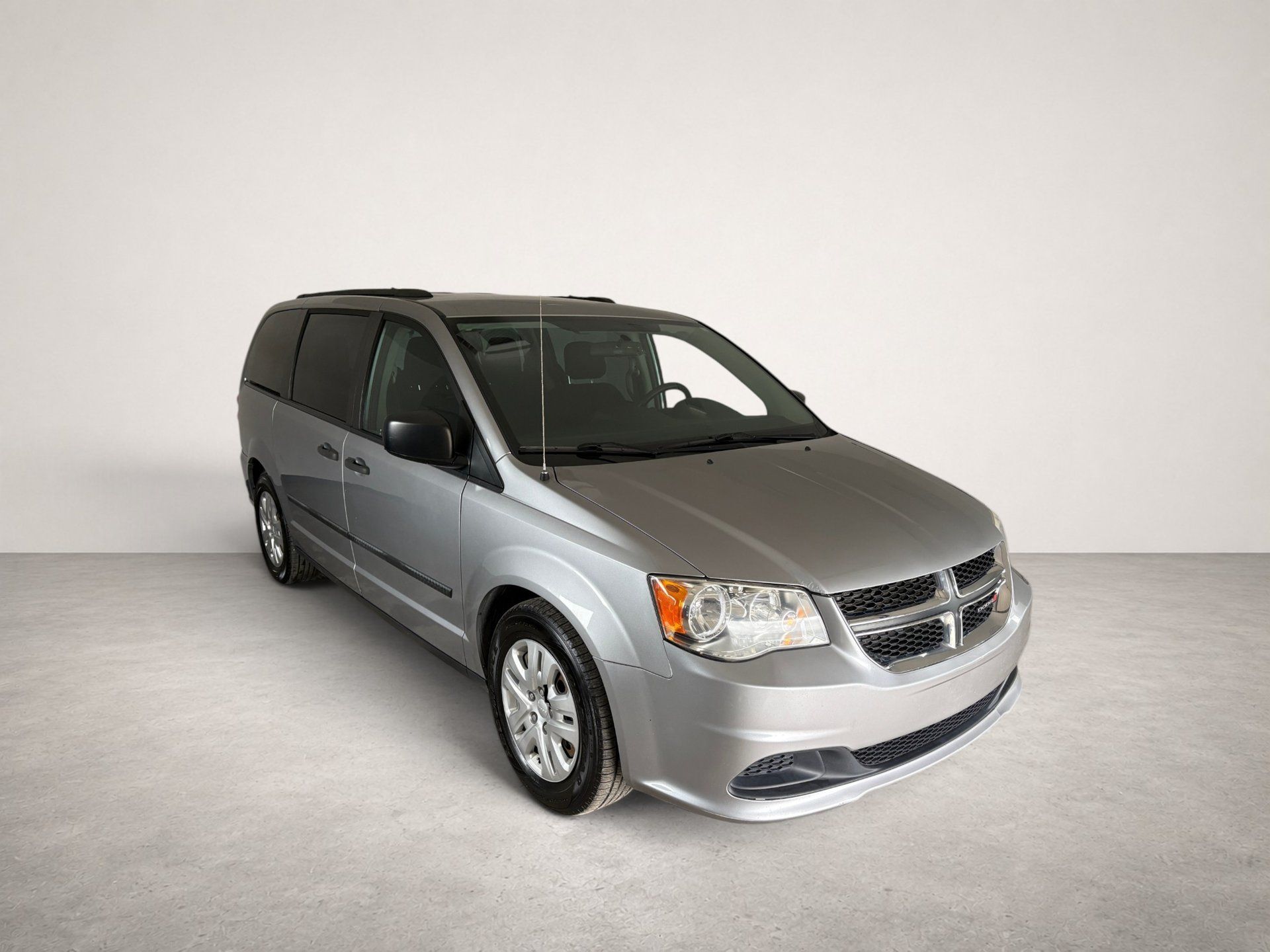 Dodge Grand Caravan 2016 - Thumbnail 4