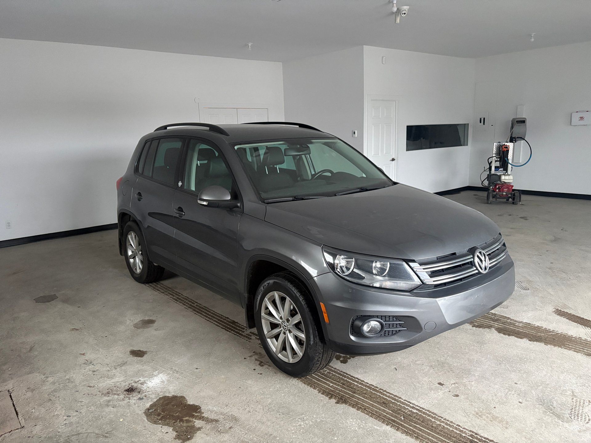Volkswagen Tiguan 2017 - Thumbnail 4