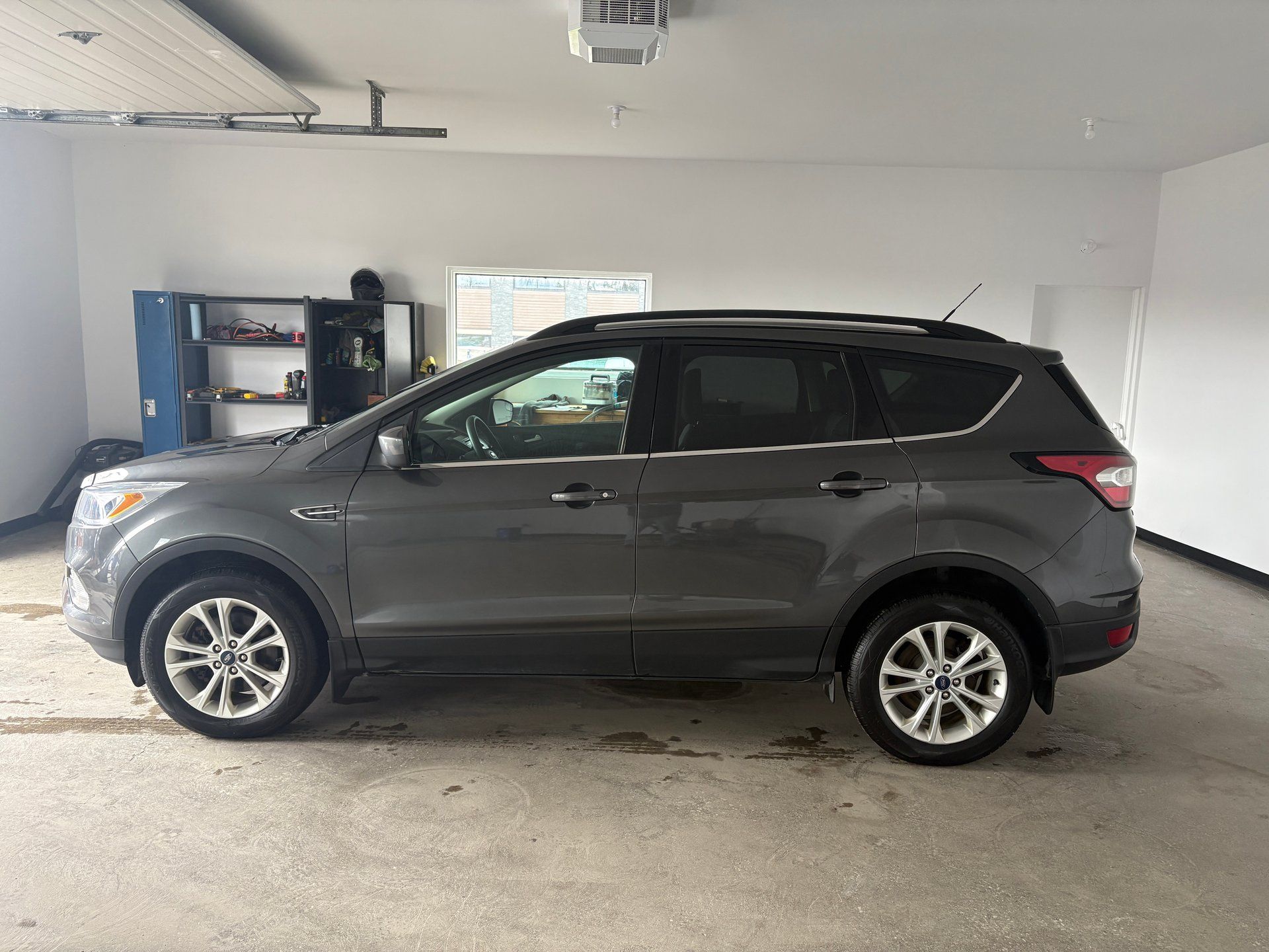 Ford Escape 2018 - Thumbnail 3