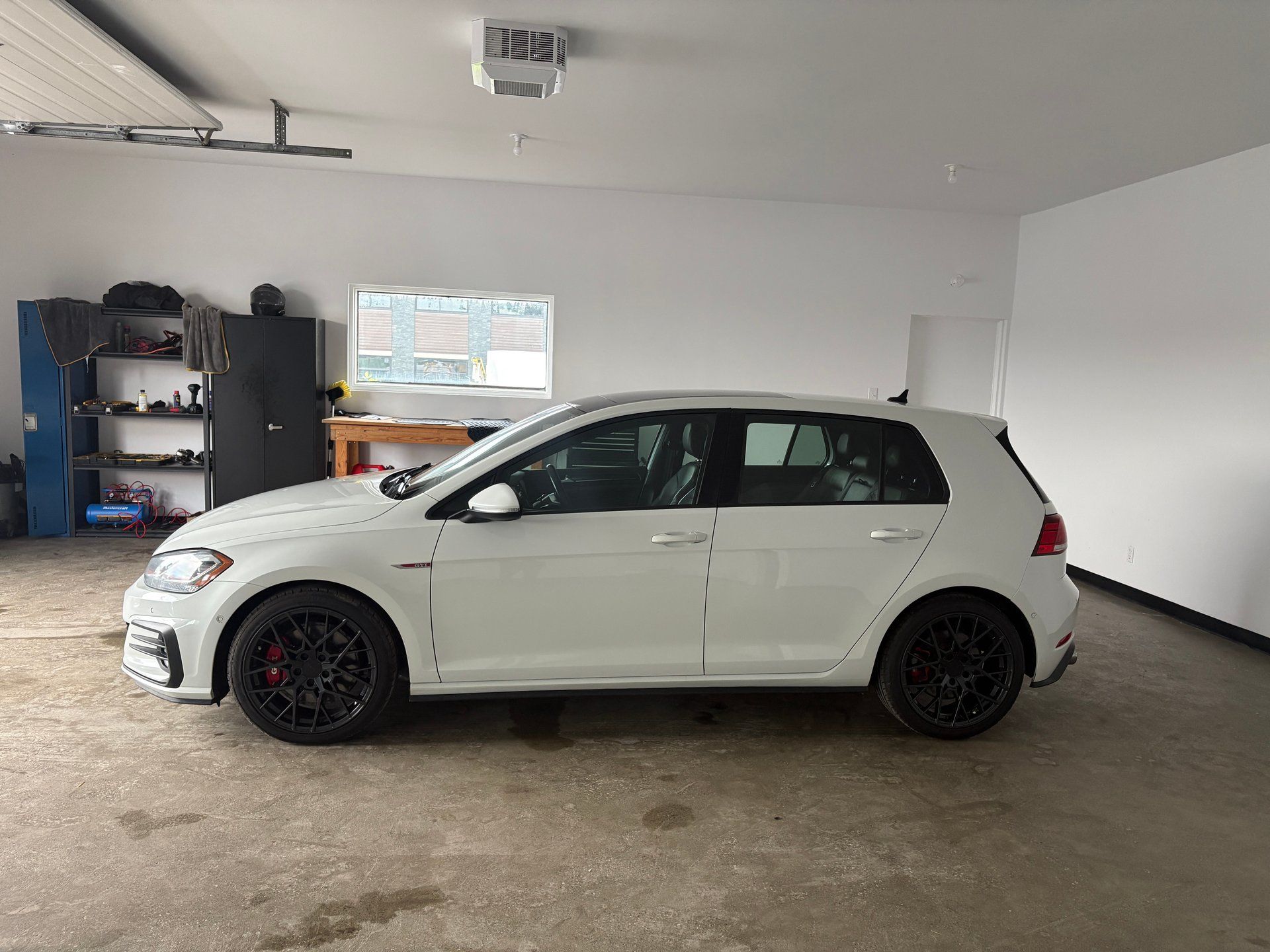 Volkswagen Golf GTI 2018 - Thumbnail 3