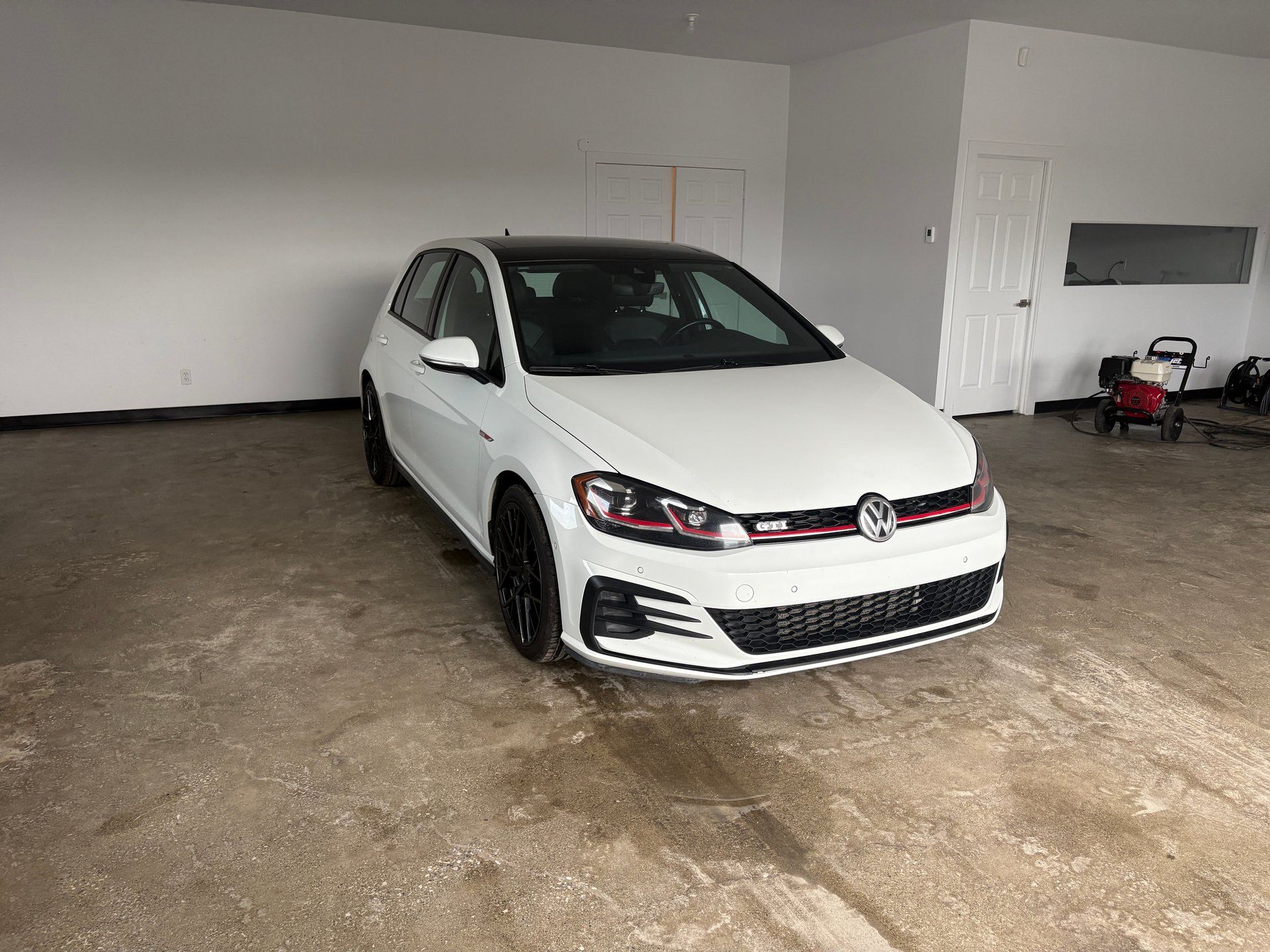Volkswagen Golf GTI 2018 - Thumbnail 4