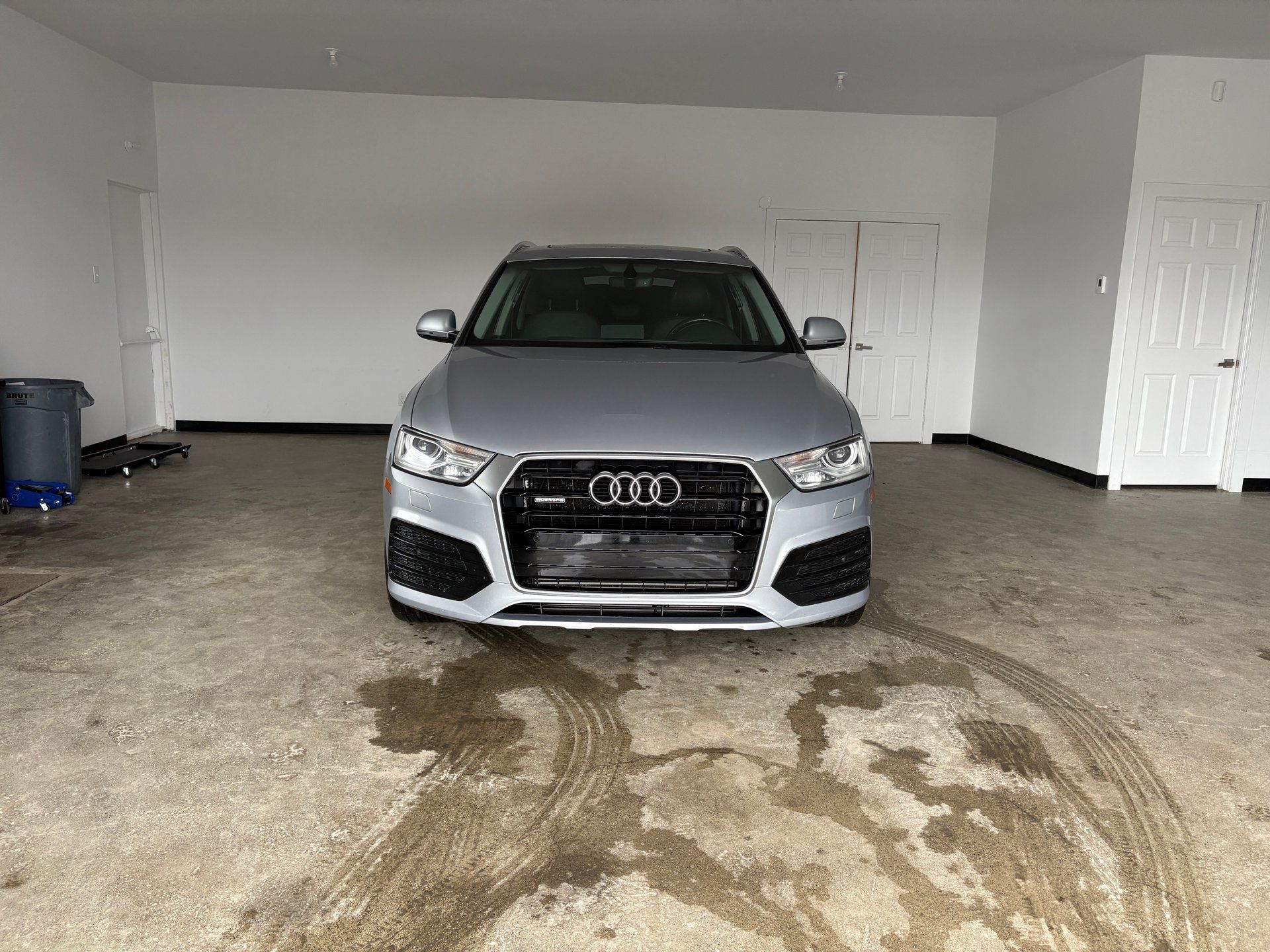 Audi Q3 2018 - Thumbnail 1