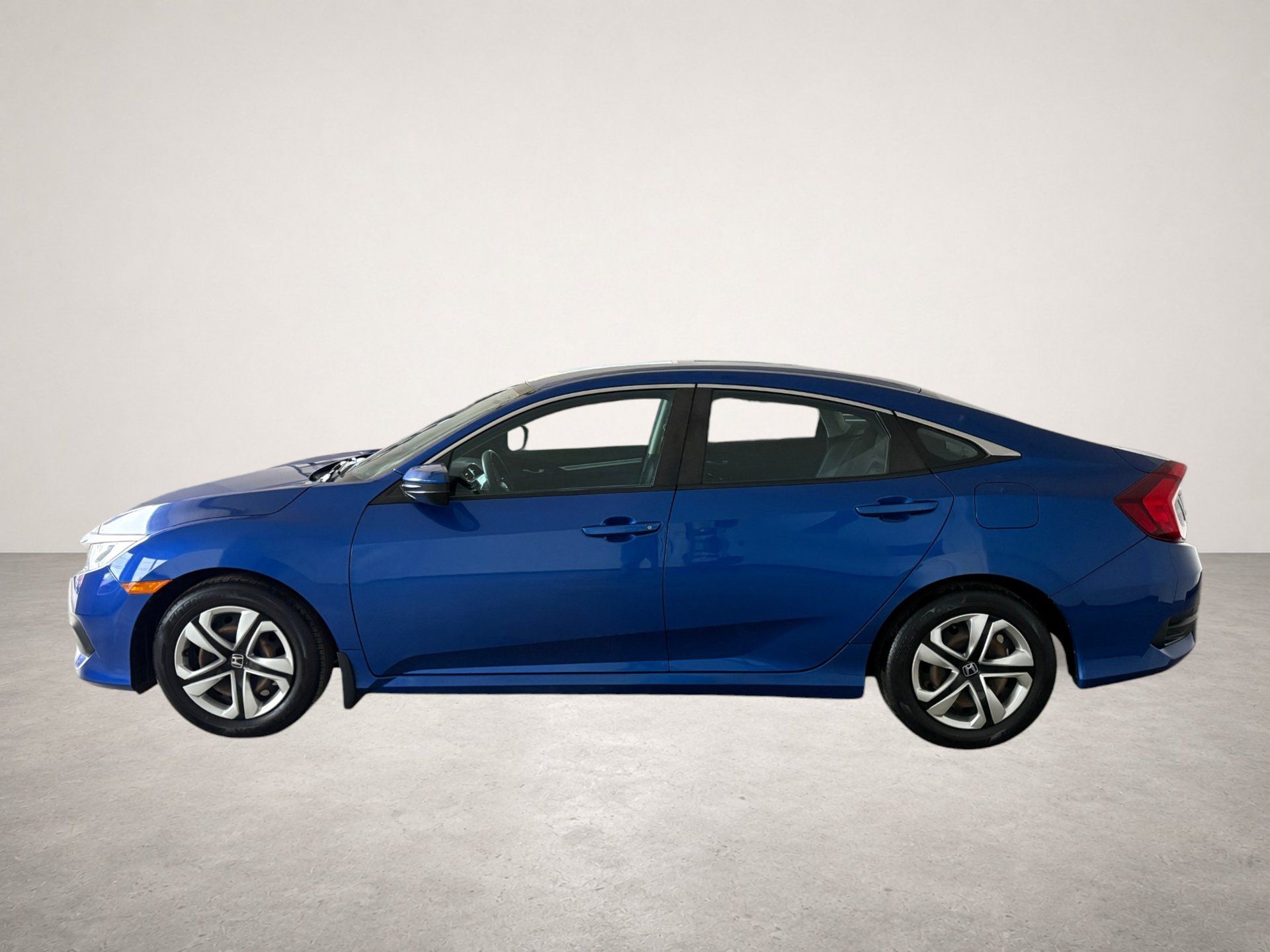 Honda Civic 2018 - Thumbnail 3