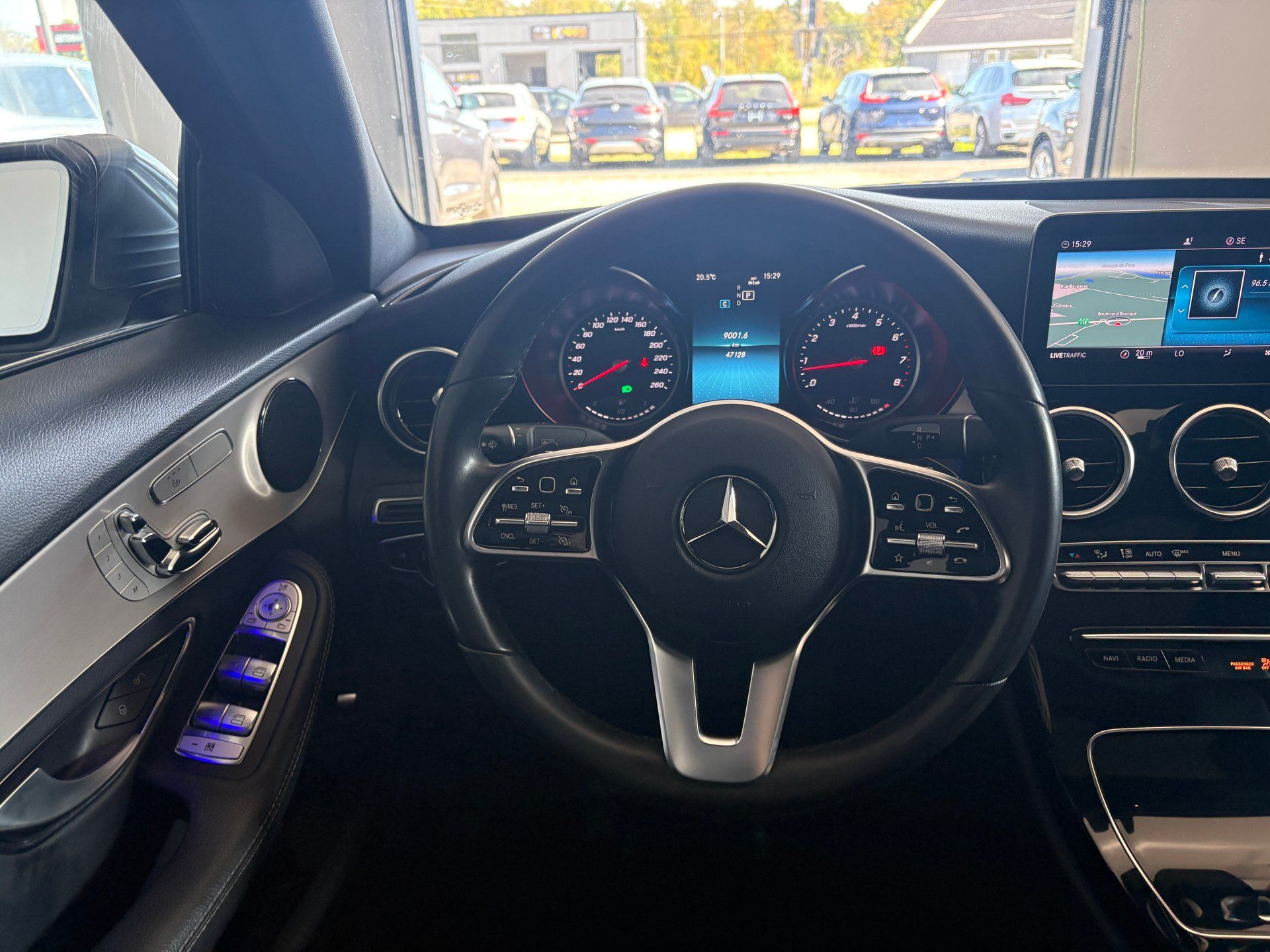 Mercedes-Benz C 300 2019 - Thumbnail 9