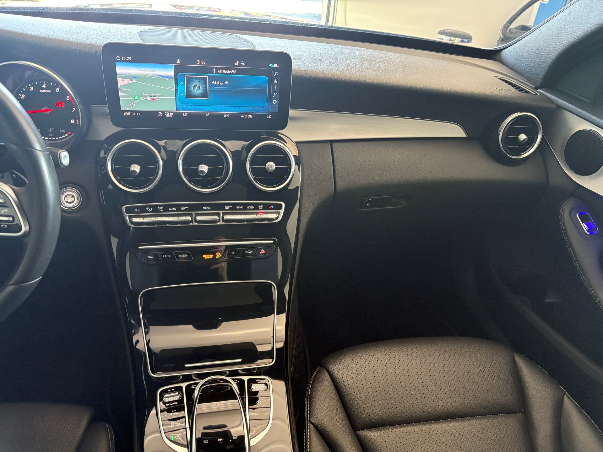 Mercedes-Benz C 300 2019 - Thumbnail 10
