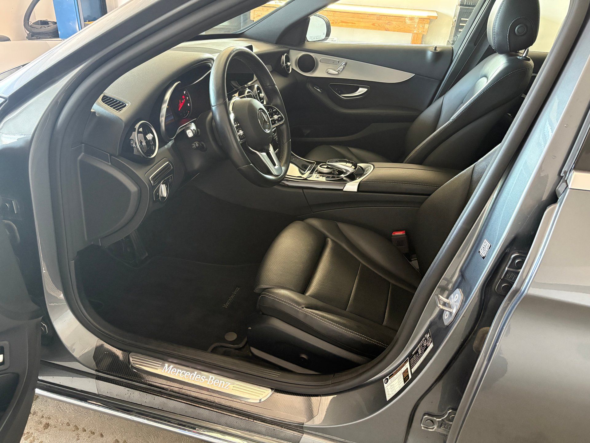Mercedes-Benz C 300 2019 - Thumbnail 6
