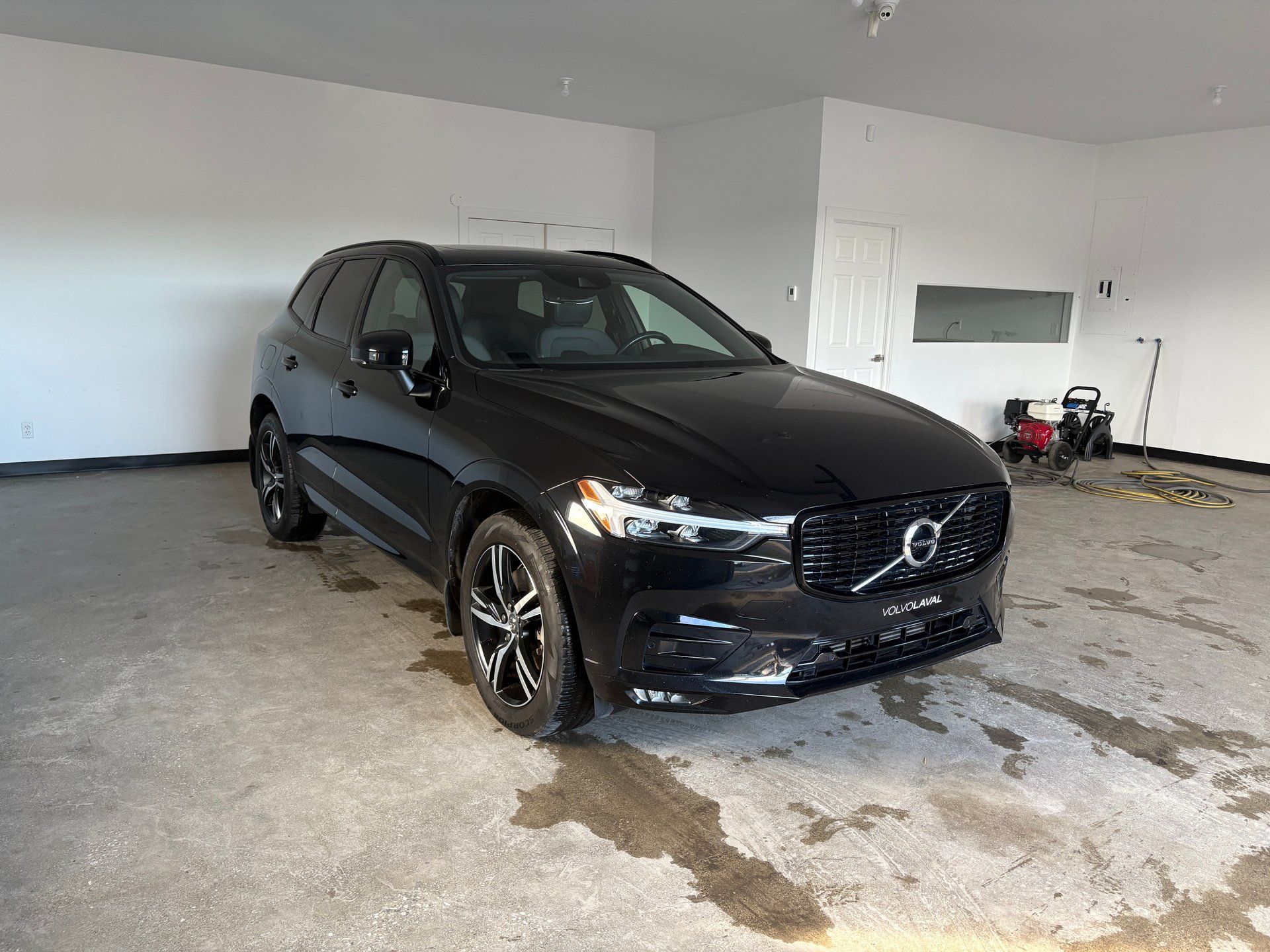 Volvo XC60 2021 - Thumbnail 4