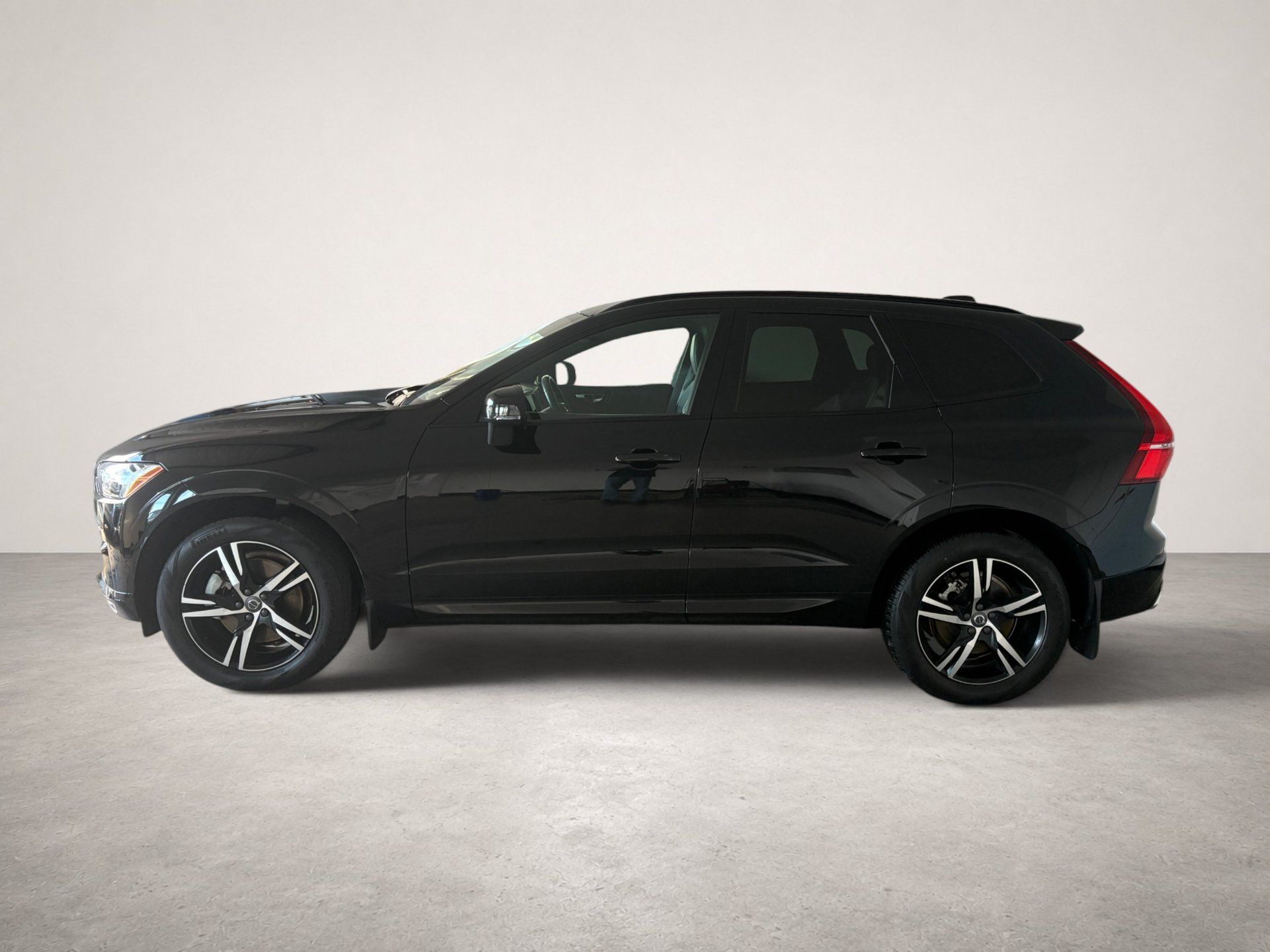 Volvo XC60 2021 - Thumbnail 3