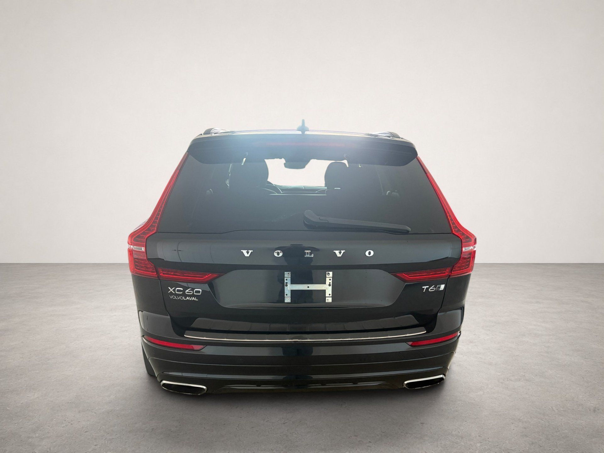 Volvo XC60 2021 - Thumbnail 5