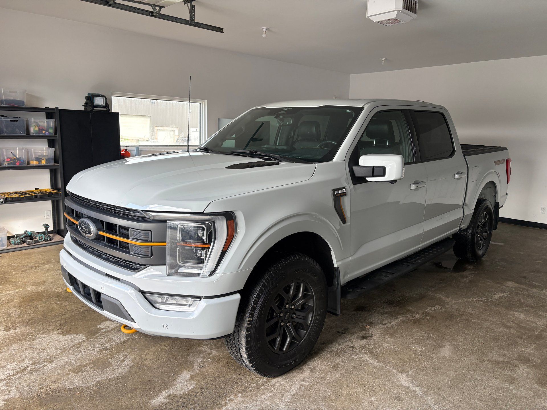 Ford F-150 2023 - Thumbnail 2
