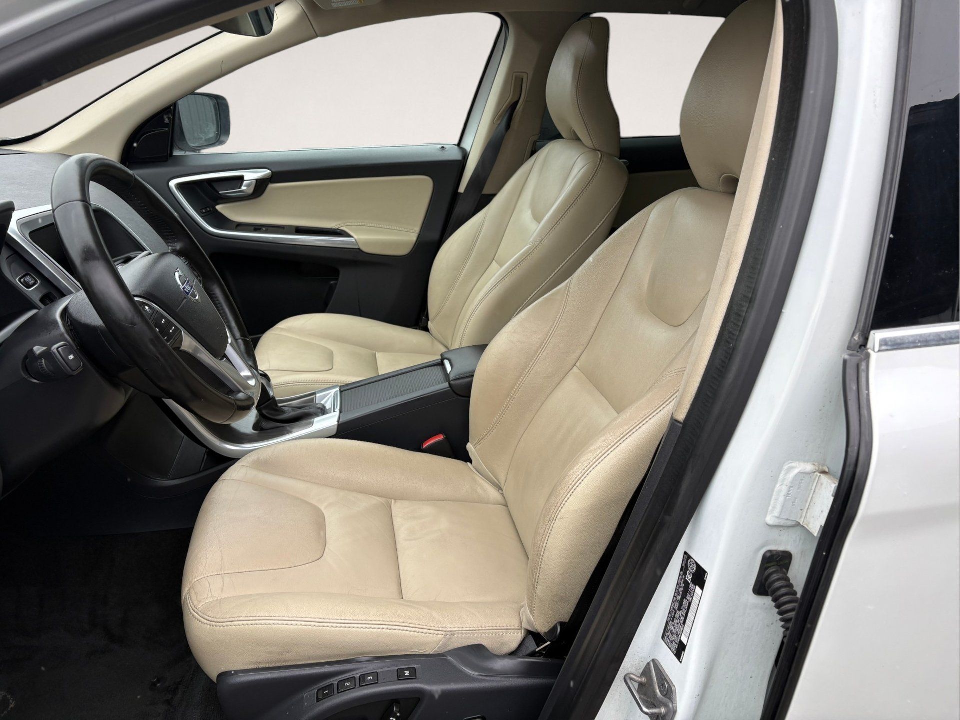 Volvo XC60 2016 - Thumbnail 6